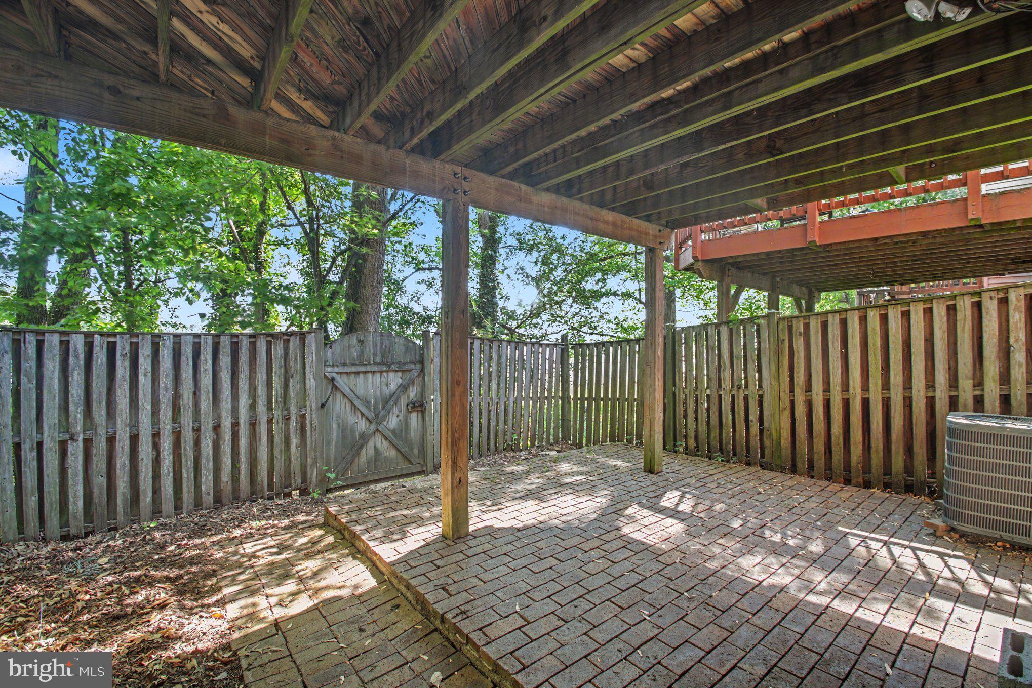 MONTCLAIR - Residential
