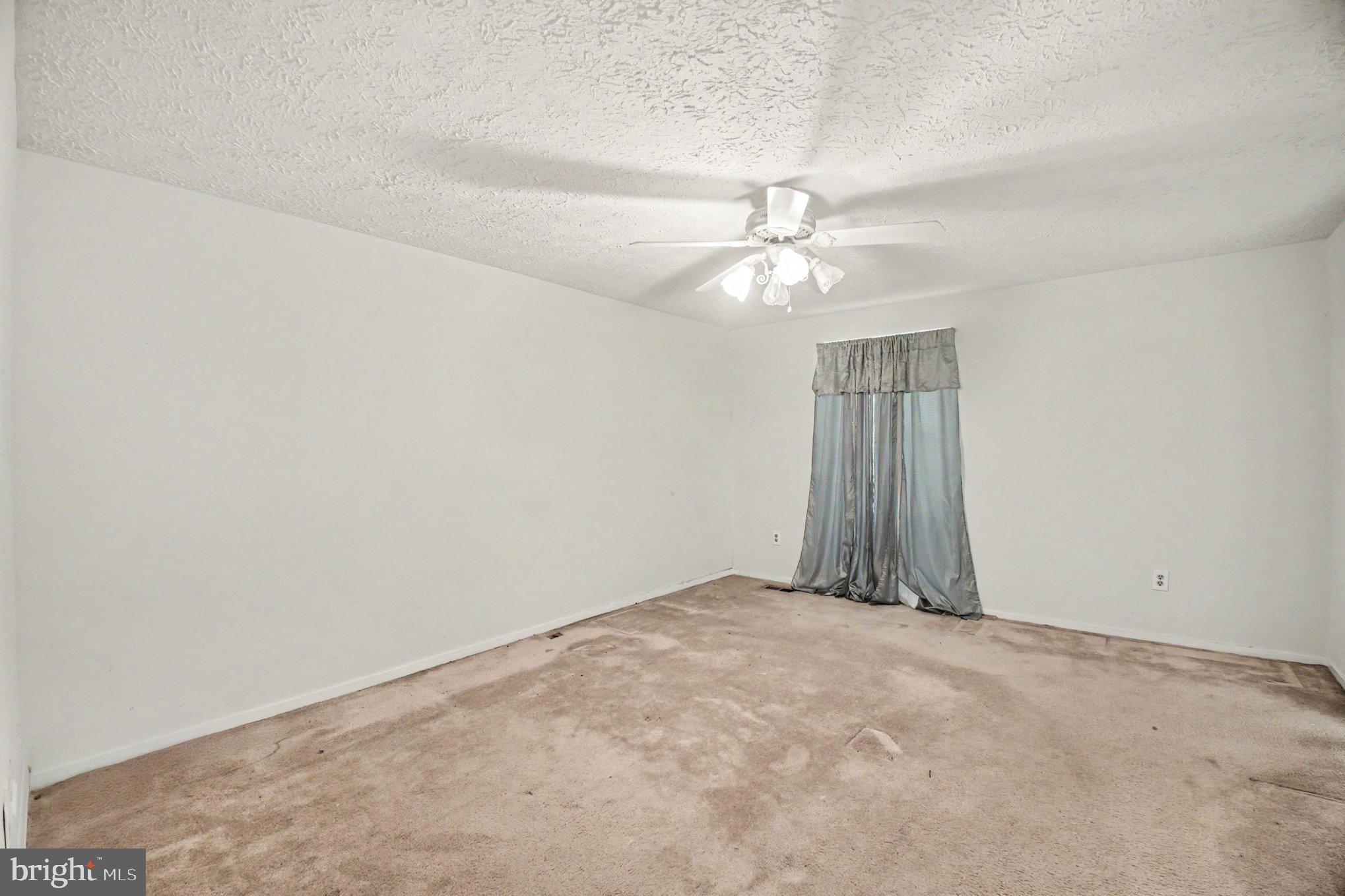 MONTCLAIR - Residential
