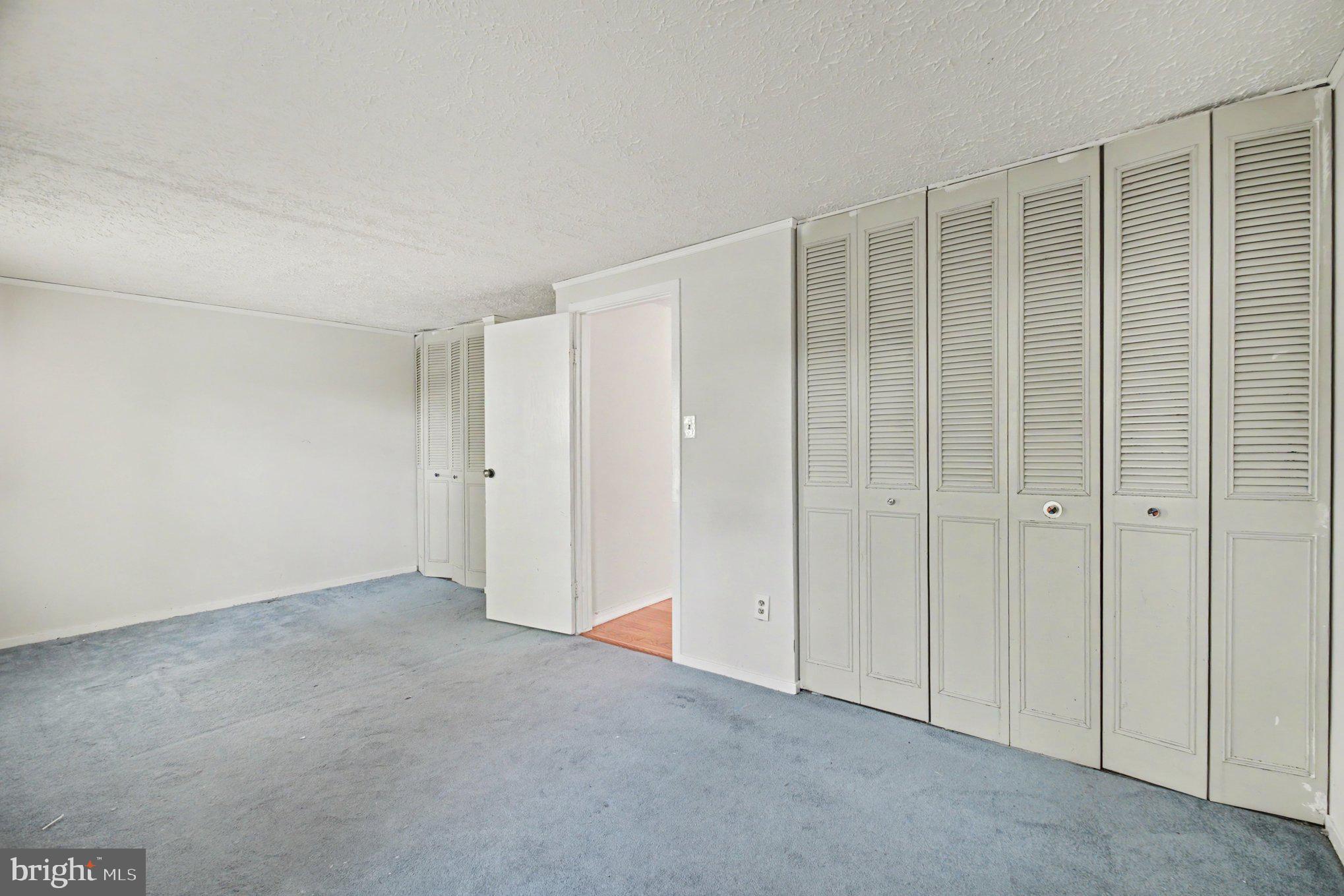 MONTCLAIR - Residential