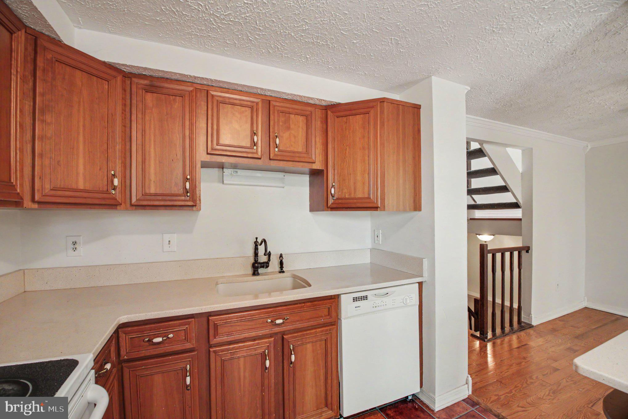 MONTCLAIR - Residential