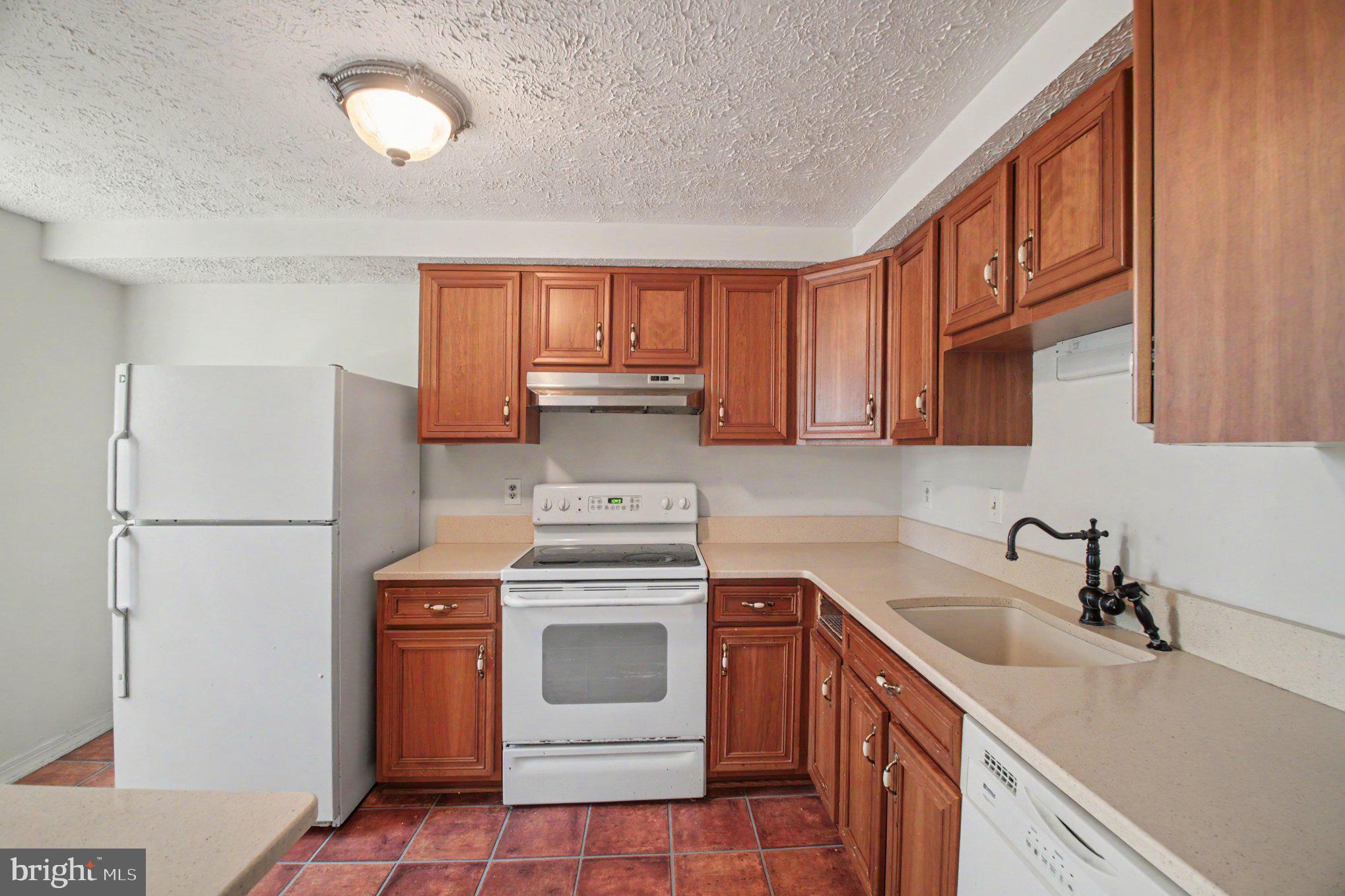 MONTCLAIR - Residential