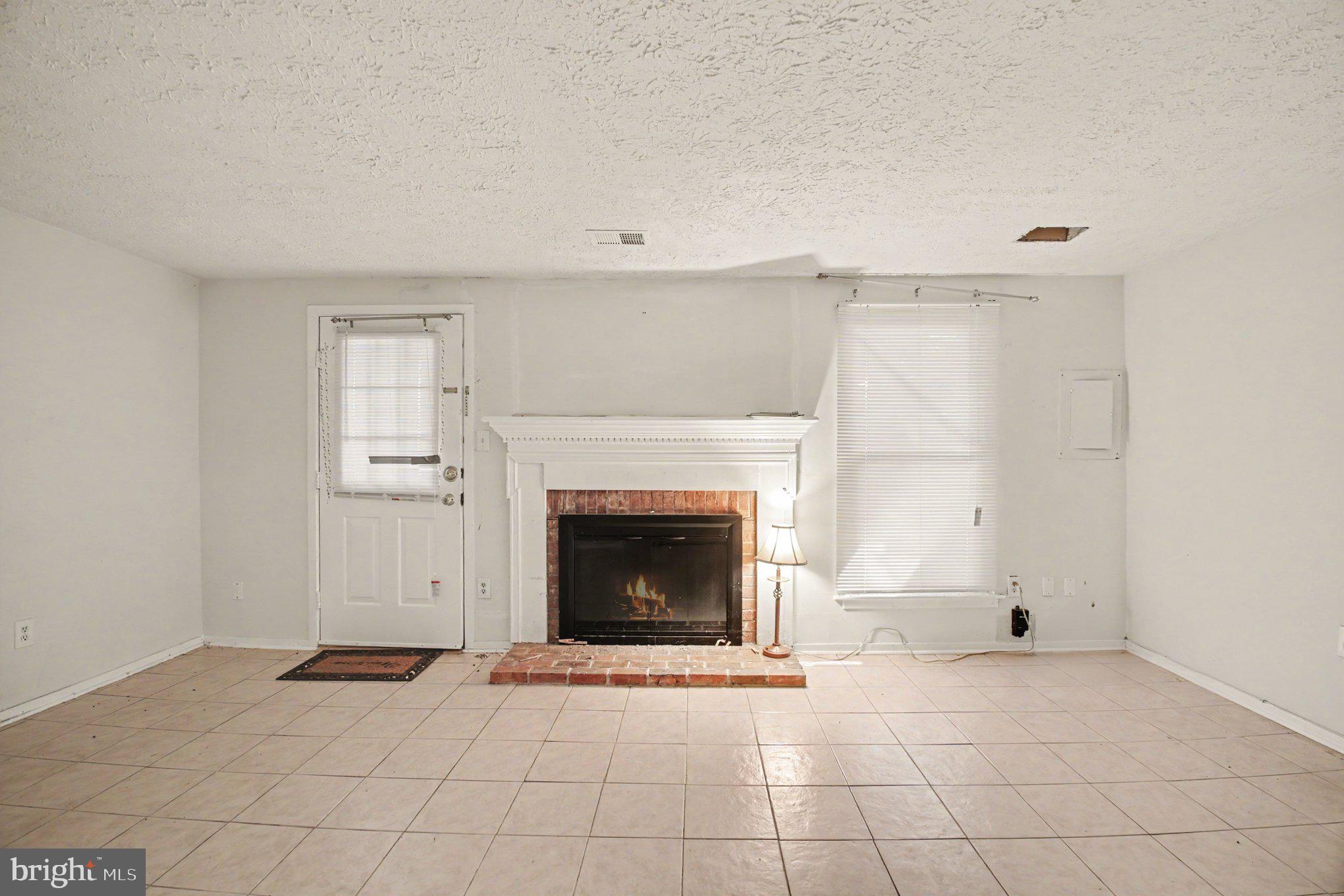 MONTCLAIR - Residential