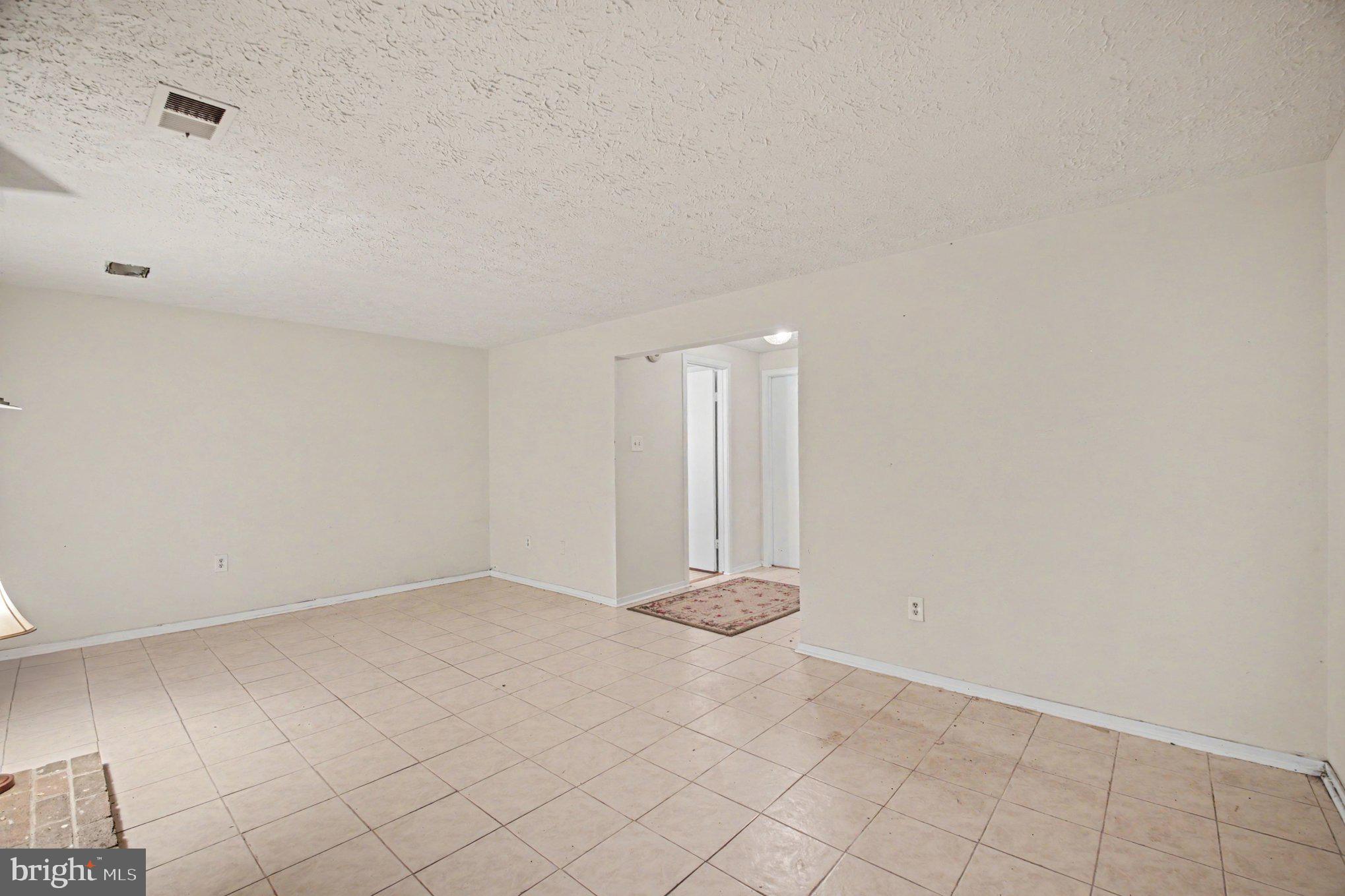 MONTCLAIR - Residential