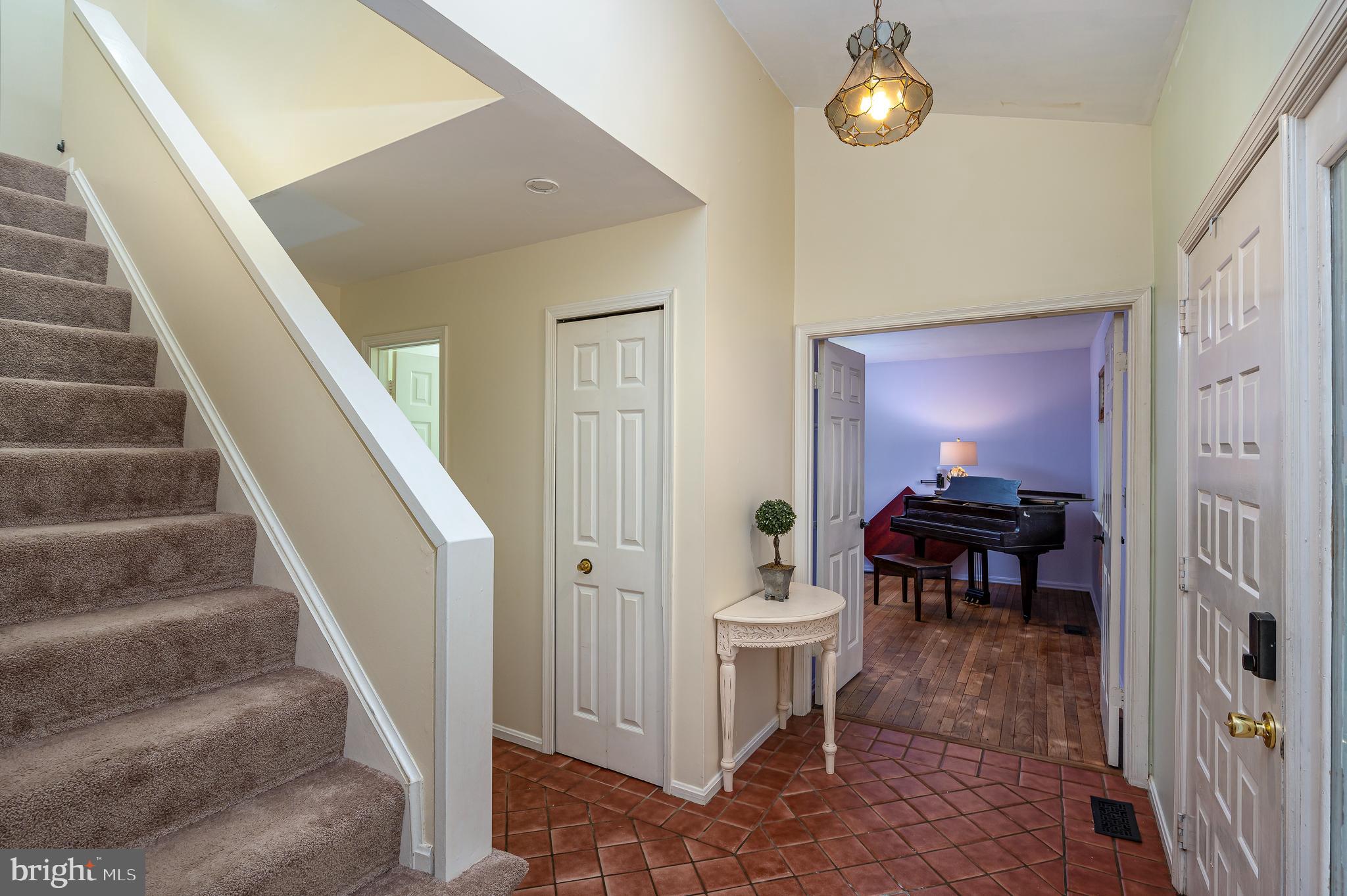 CHATHAM LANE - Residential