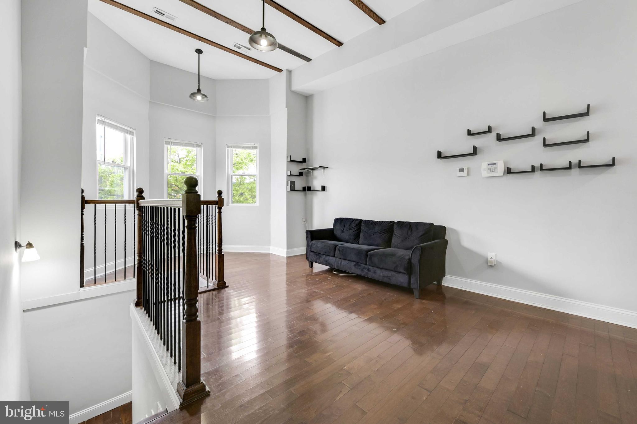 CHARLES VILLAGE - Residential