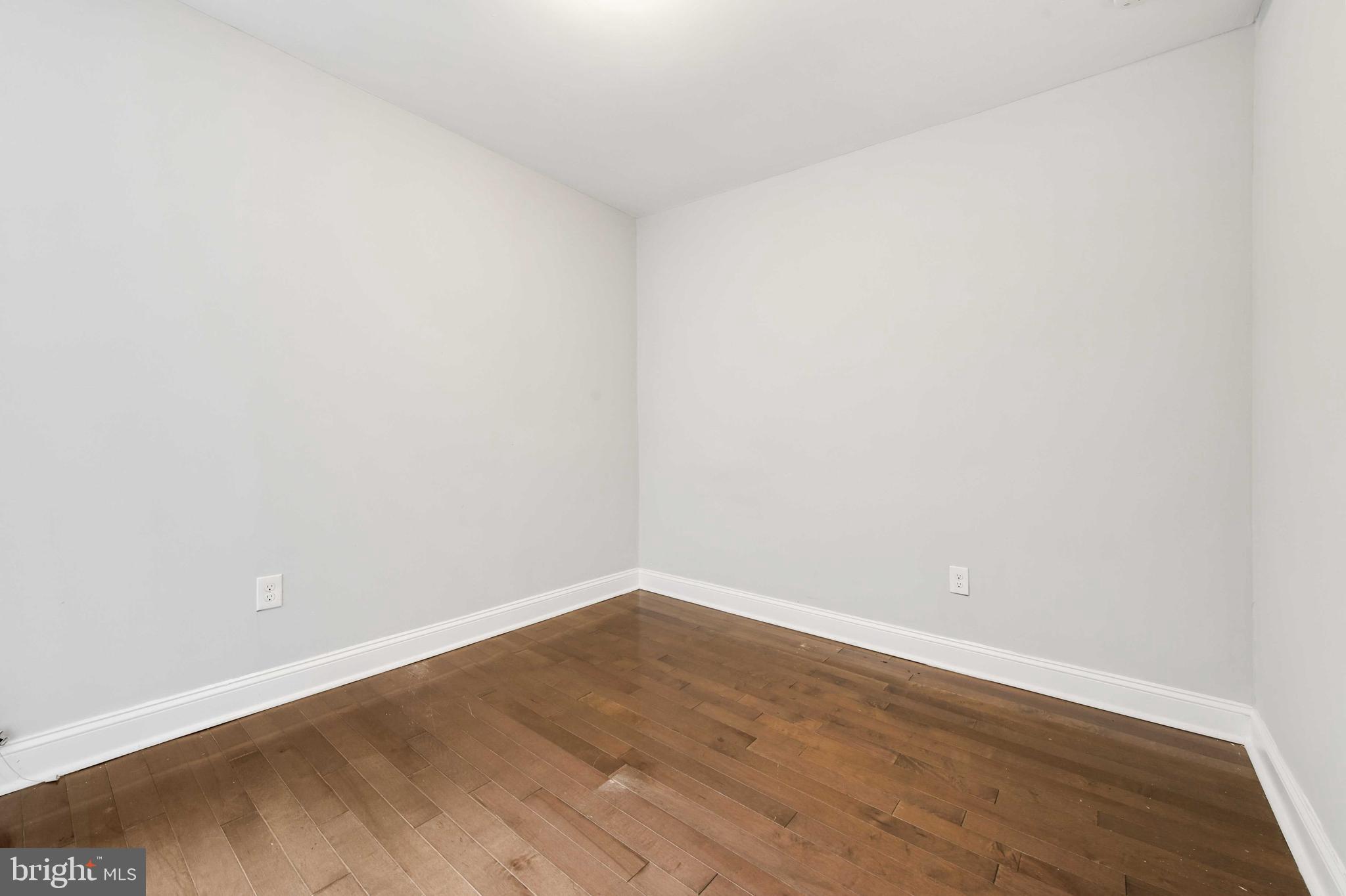 CHARLES VILLAGE - Residential