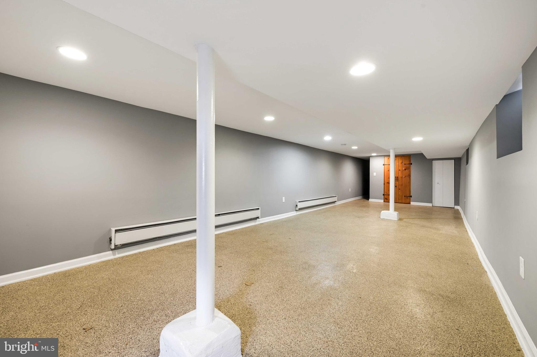 CHARLES VILLAGE - Residential