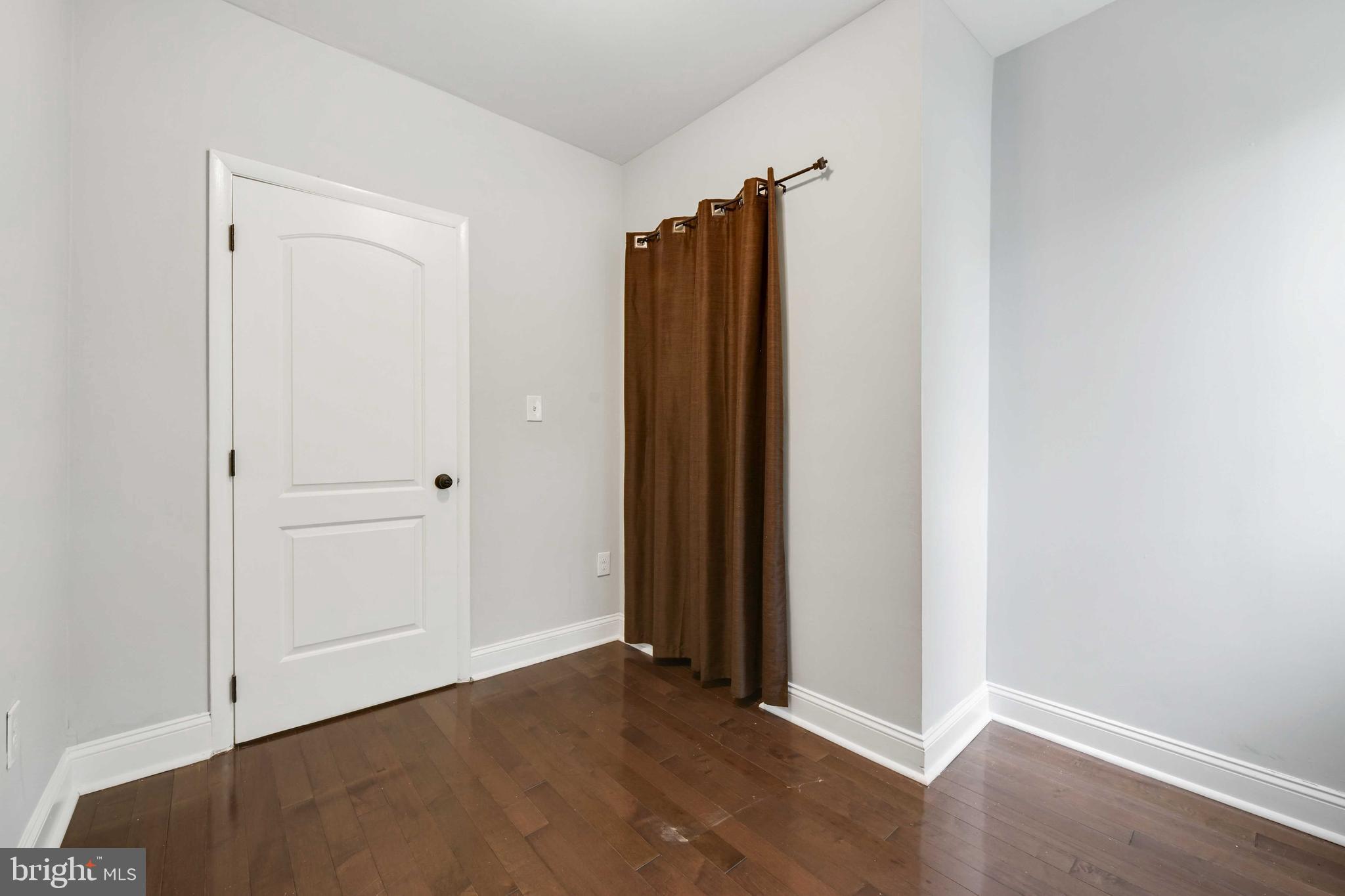 CHARLES VILLAGE - Residential