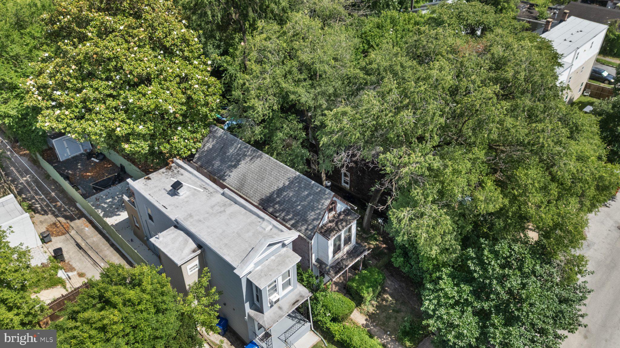 3407 BARCLAY STREET