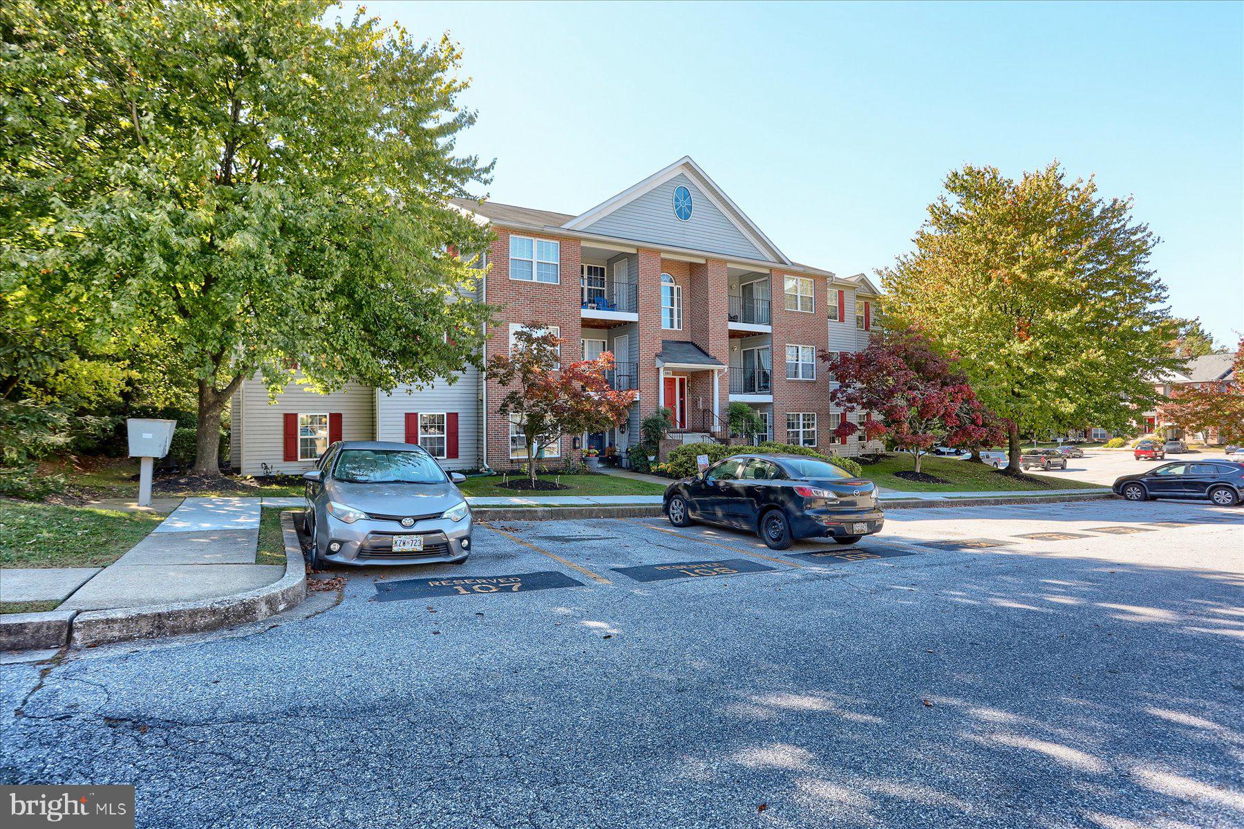 3815 SUNNYFIELD COURT 1C