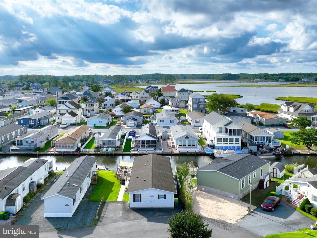 Photo of 37083 Canvasback Road, SELBYVILLE, DE 19975 (MLS # DESU2097314)