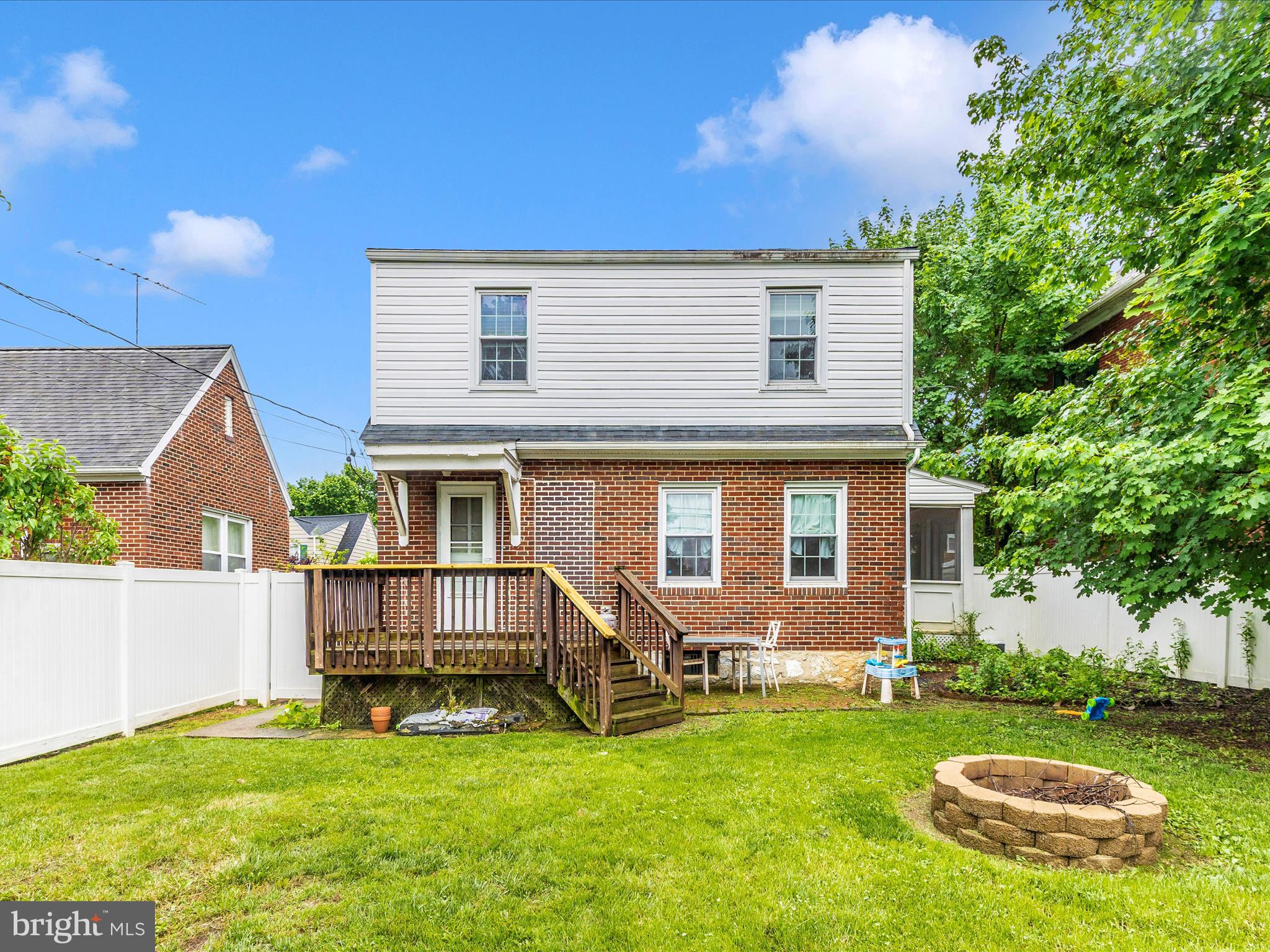 NORTH END - Residential