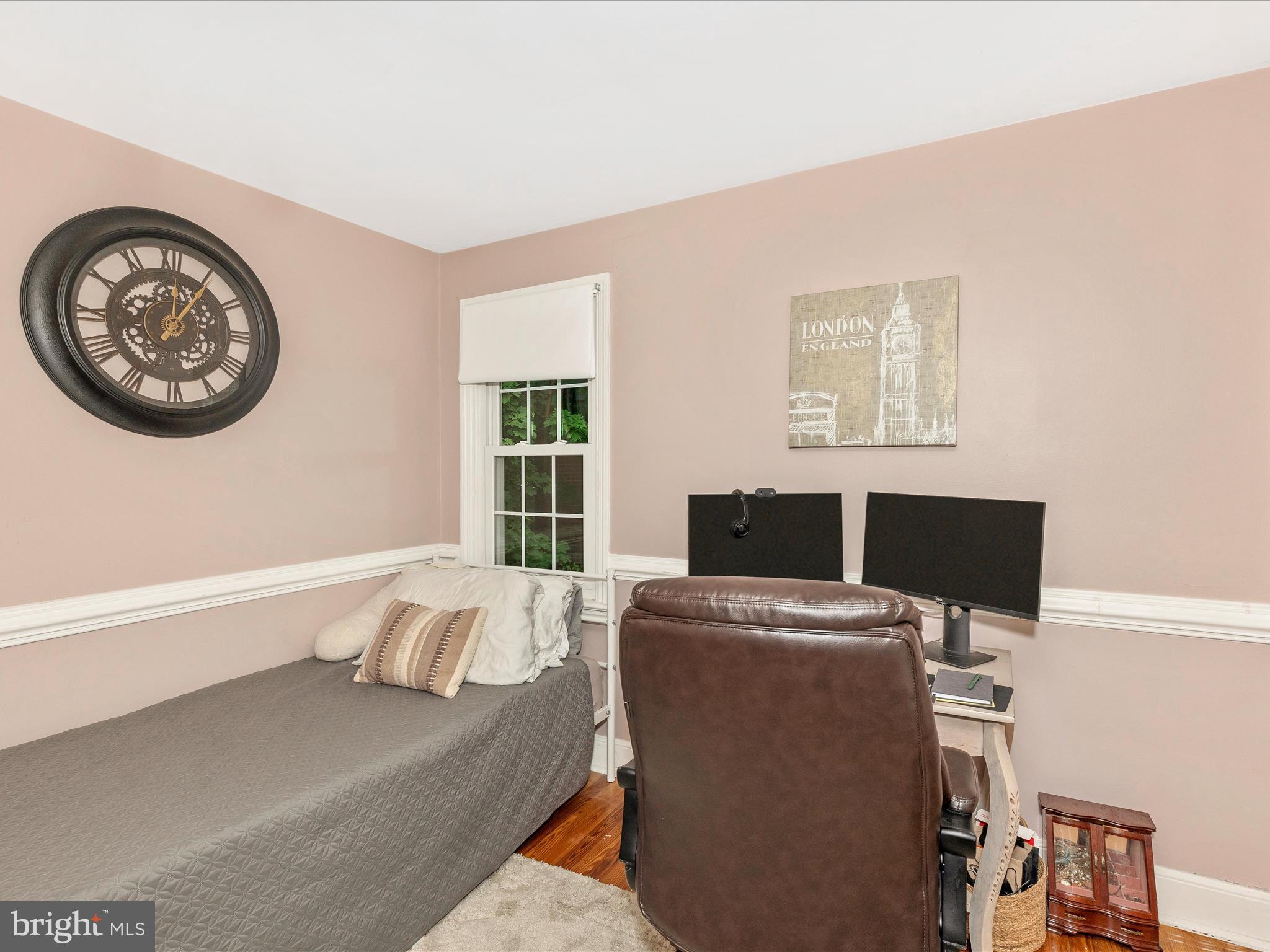 NORTH END - Residential