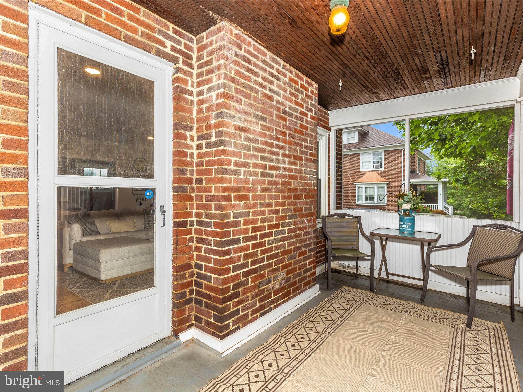 NORTH END - Residential