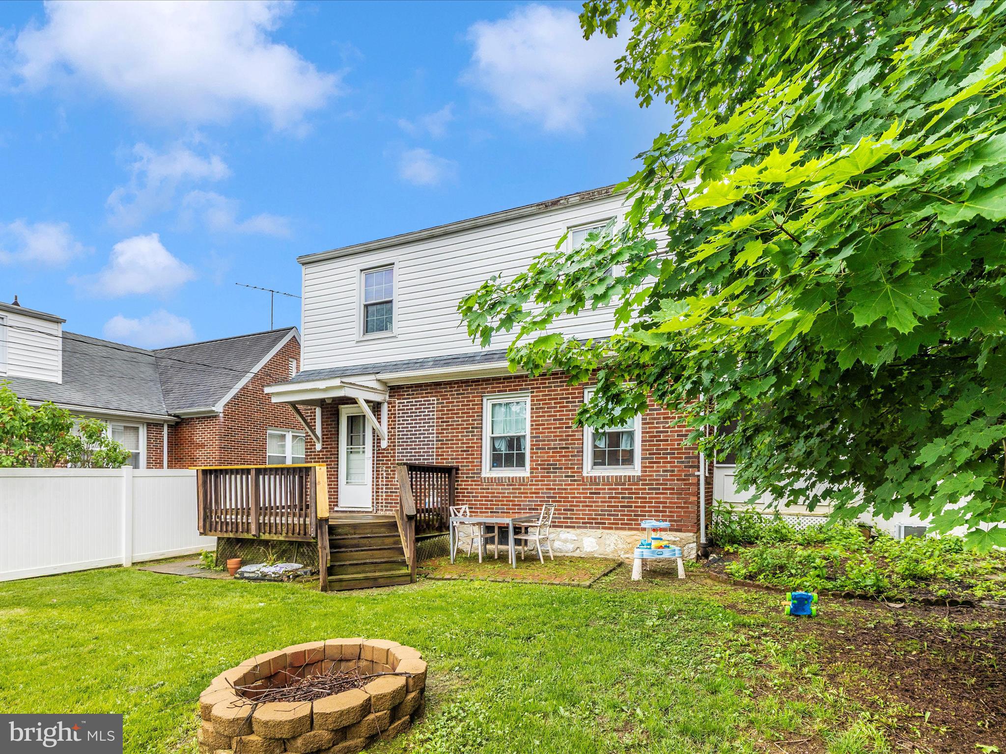 NORTH END - Residential