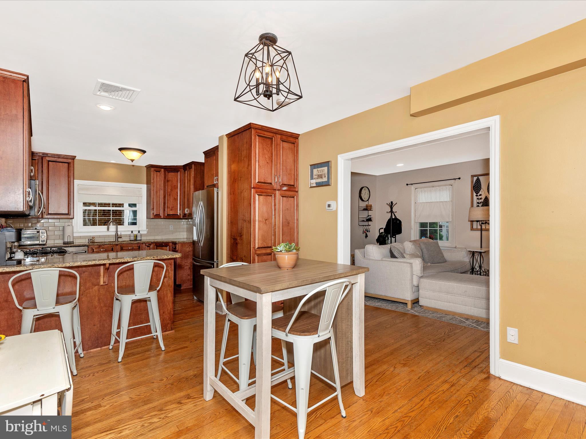 NORTH END - Residential