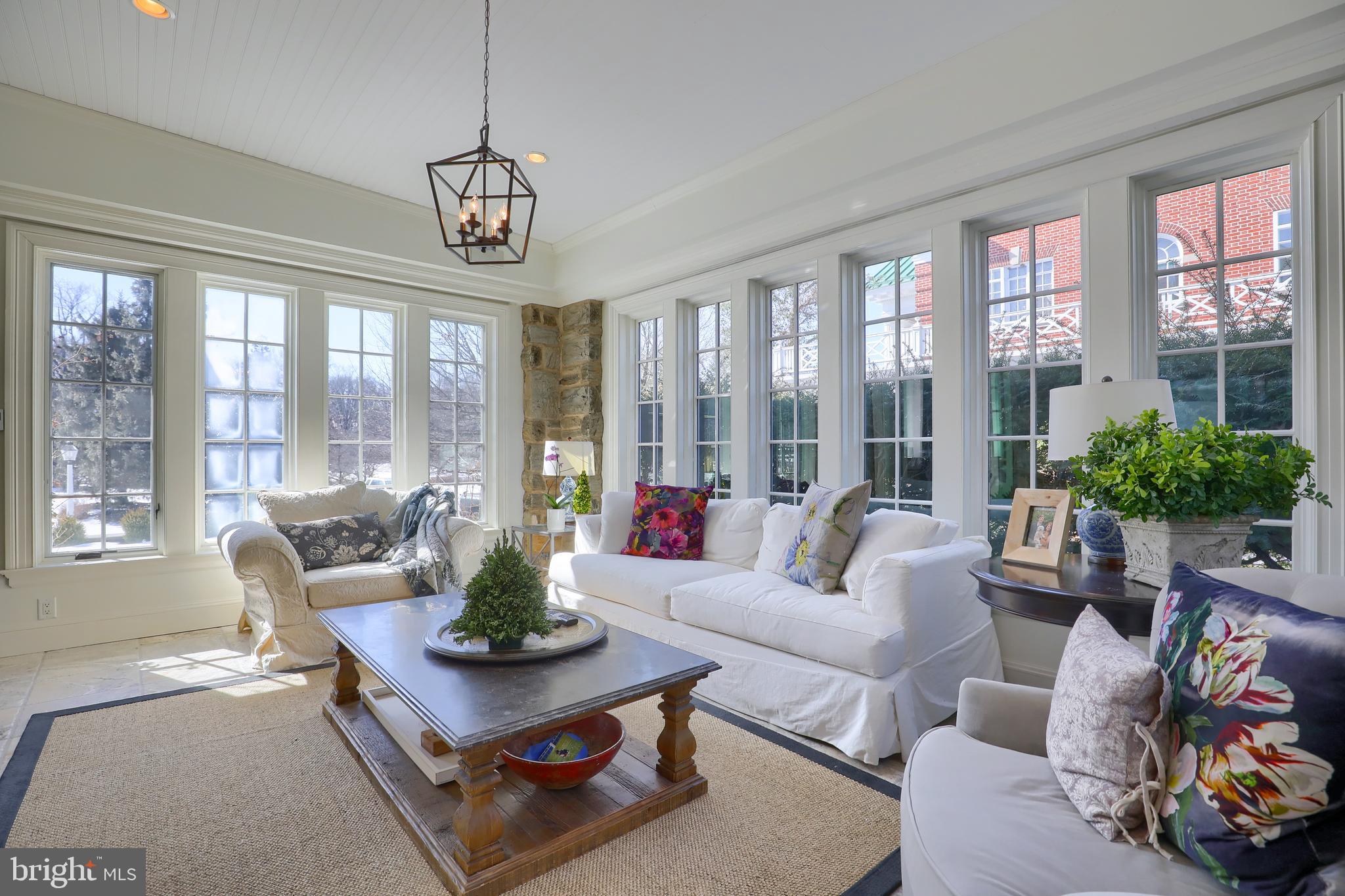 SCHOOL LANE HILLS - Residential
