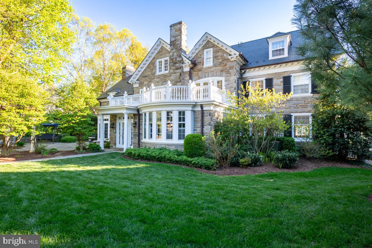 SCHOOL LANE HILLS - Residential