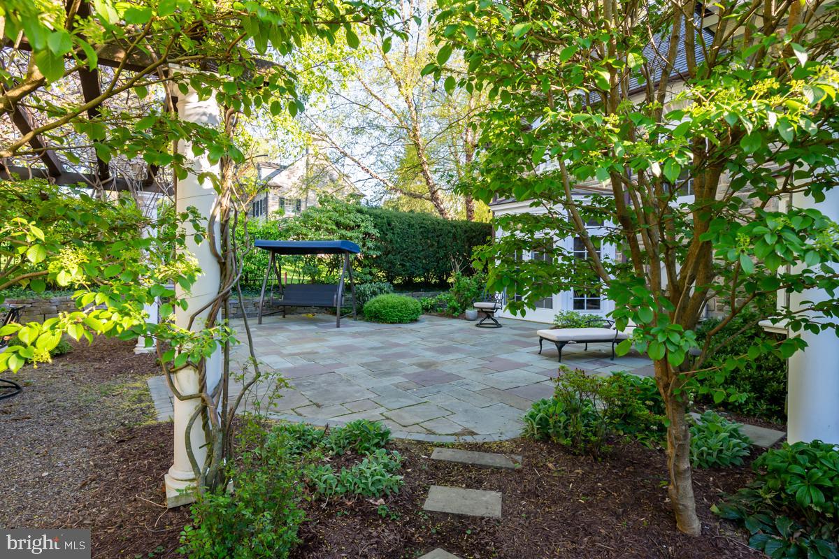 SCHOOL LANE HILLS - Residential