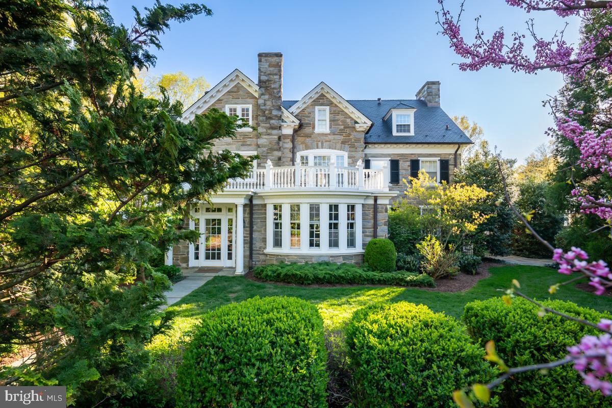 SCHOOL LANE HILLS - Residential
