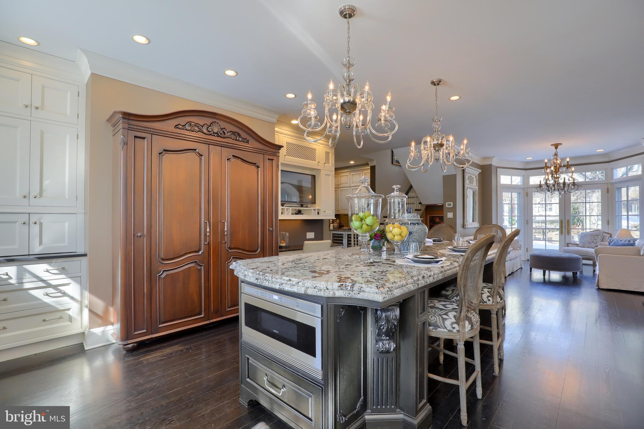 SCHOOL LANE HILLS - Residential