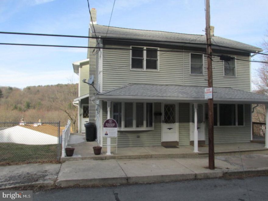 Great House with newer roof, windows and siding. New Hot Water Heater and new bathroom flooring. Large Eat In kitchen perfect for Holiday Entertaining, Full Bath and Laundry on Main Floor, 2nd Floor has three separate bedrooms with closets and full bath, Basement is partially finished for extra space, rear patio and yard. It will qualify for USDA and FHA loans! Mailing Address Continued: Palo Alto Amp: 200