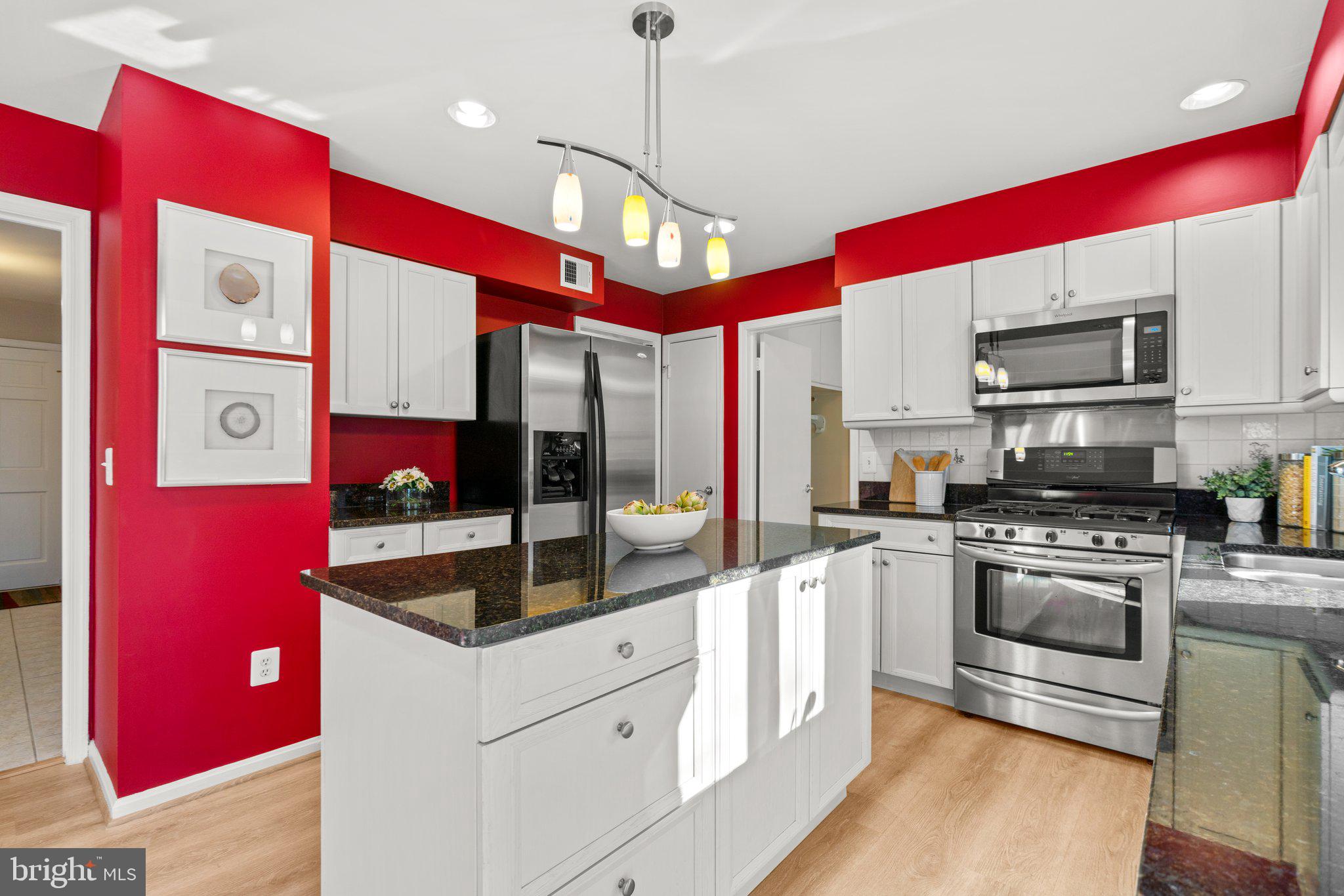 INVERNESS FOREST - Residential