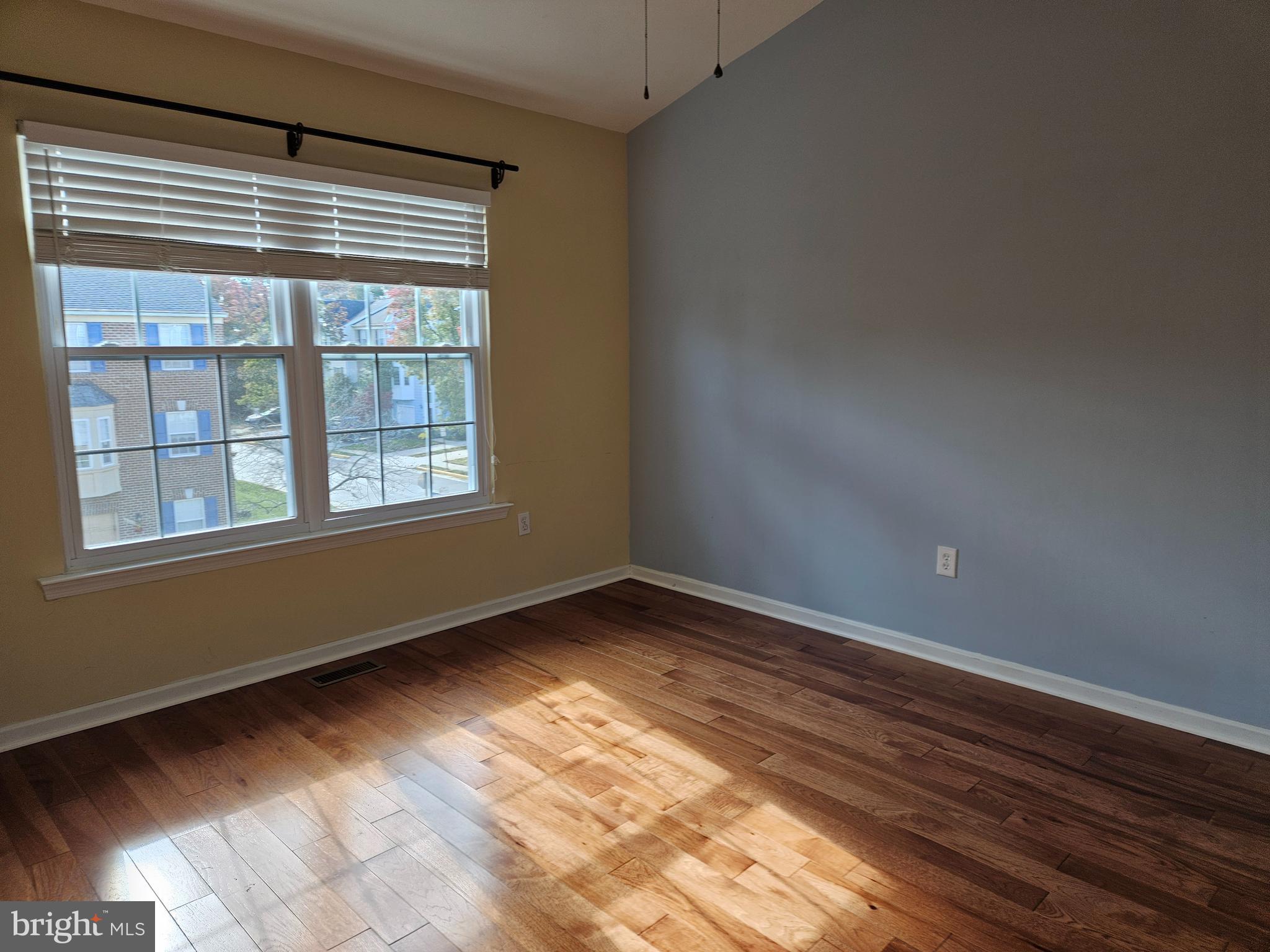 KINGSTOWNE - Residential Lease