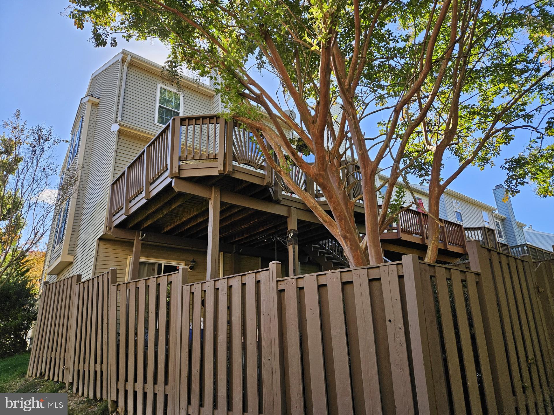 KINGSTOWNE - Residential Lease