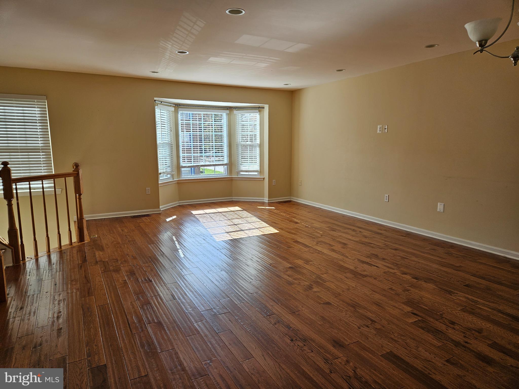 KINGSTOWNE - Residential Lease