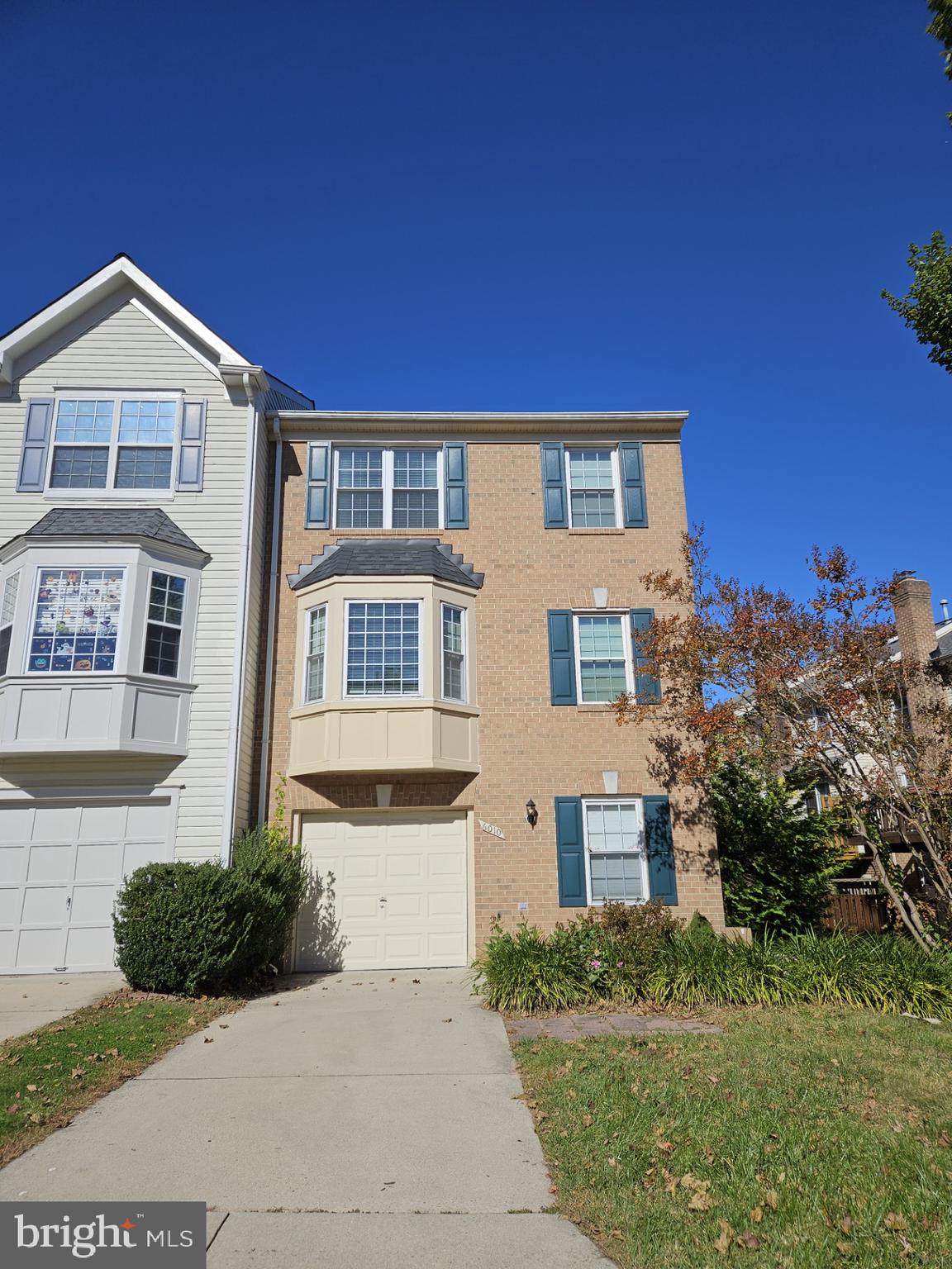 KINGSTOWNE - Residential Lease