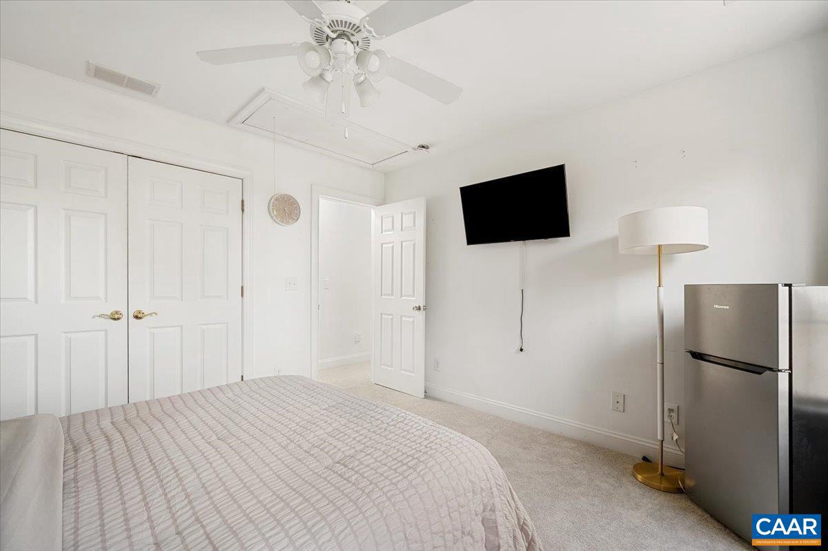 UNKNOWN - Residential Lease