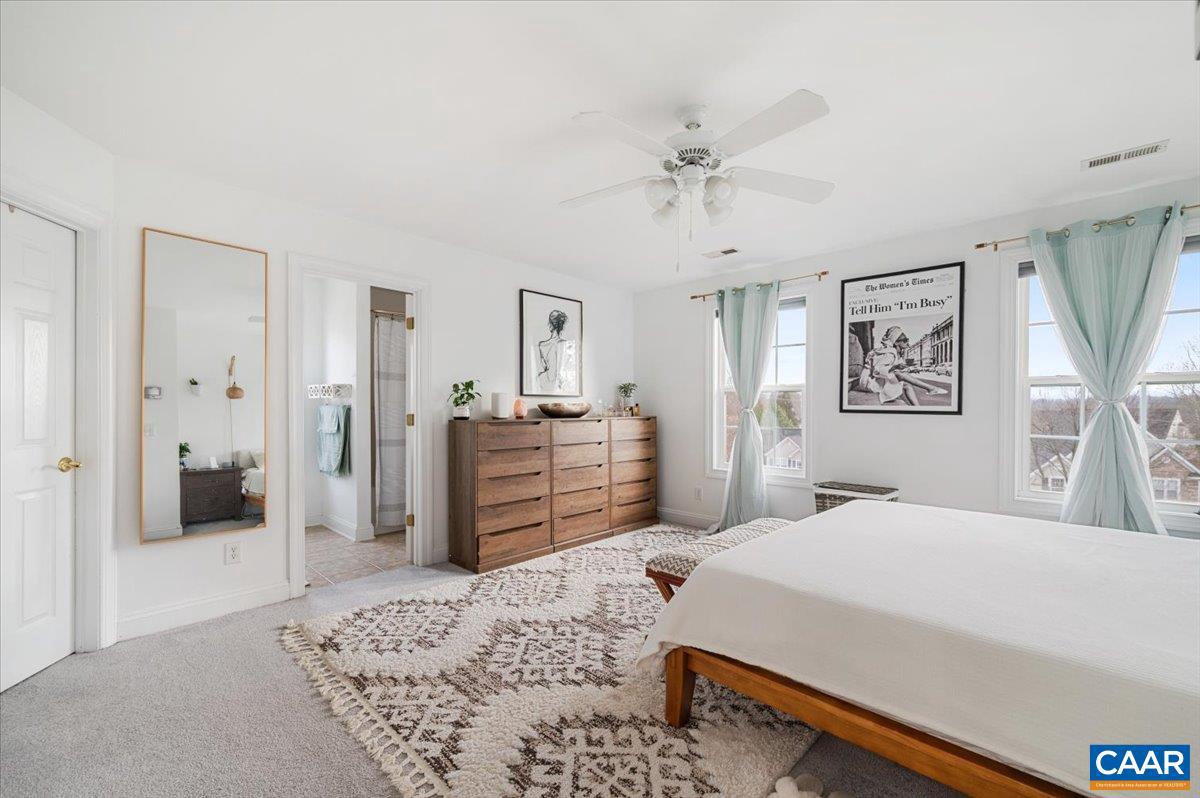 UNKNOWN - Residential Lease
