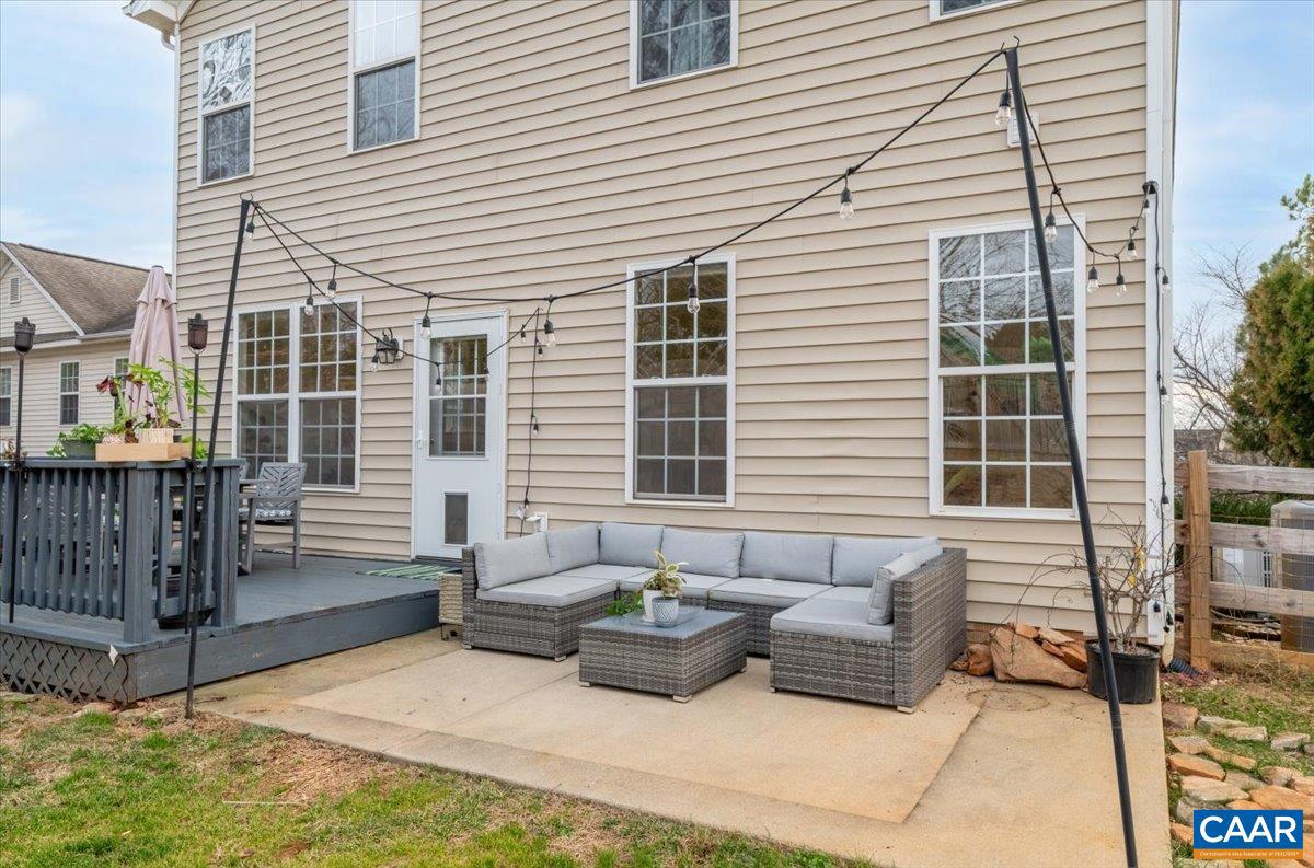 UNKNOWN - Residential Lease