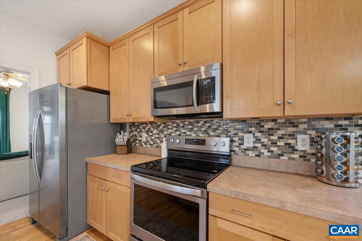 UNKNOWN - Residential Lease