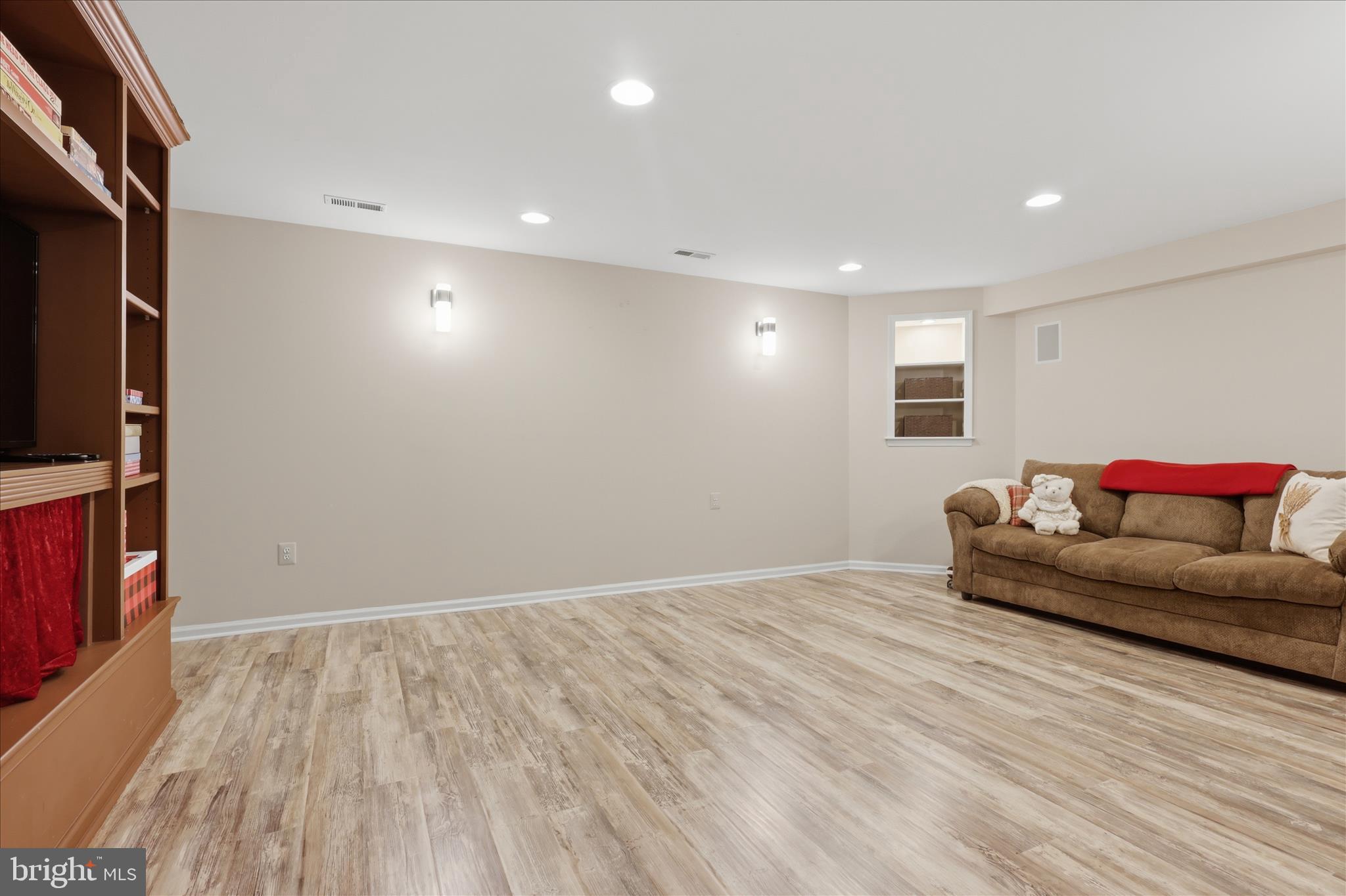 WORMANS MILL - Residential