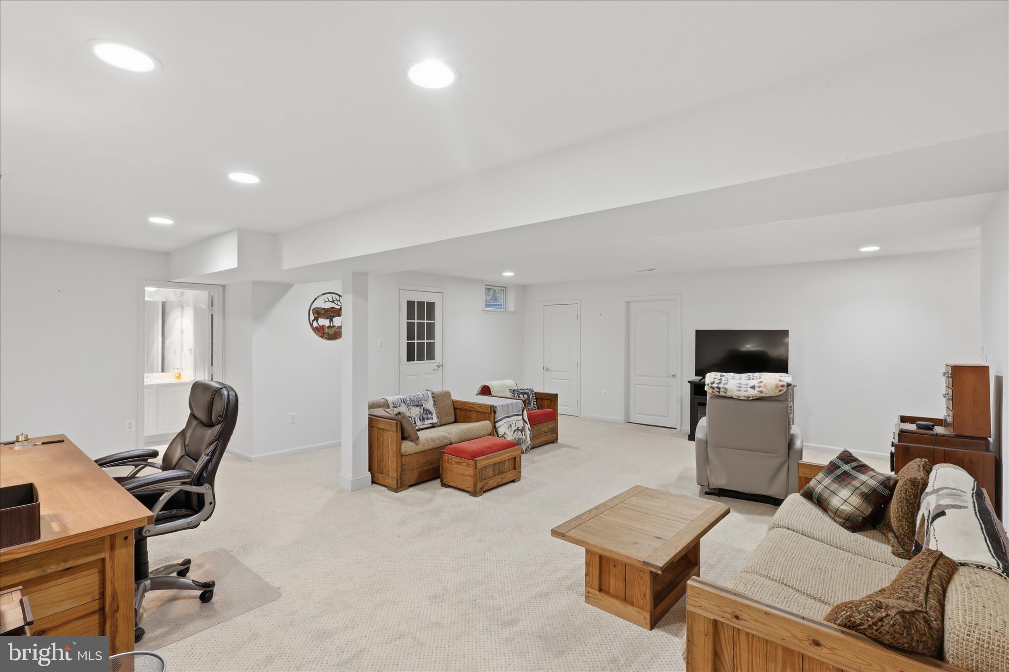 WORMANS MILL - Residential