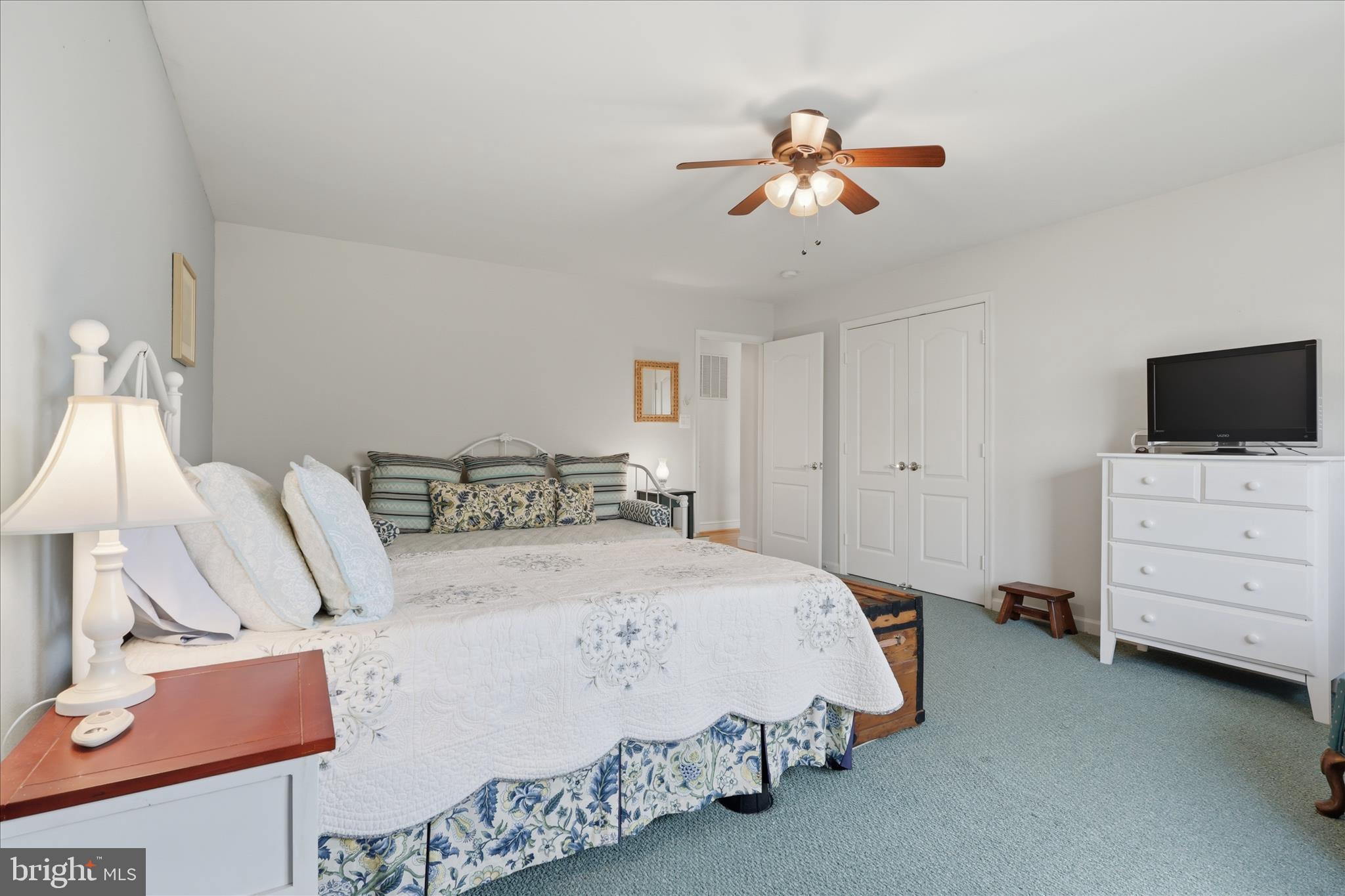 WORMANS MILL - Residential