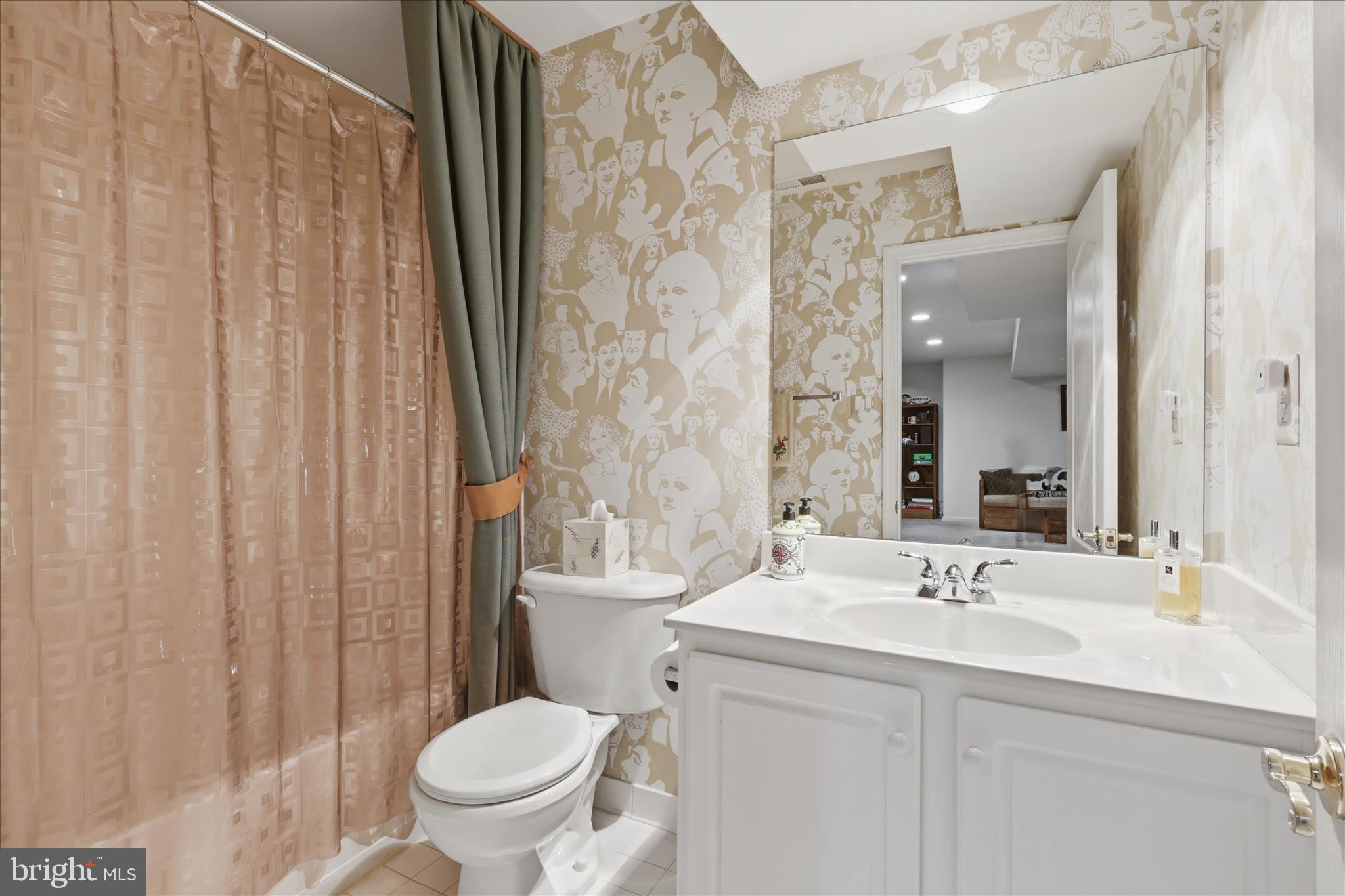 WORMANS MILL - Residential