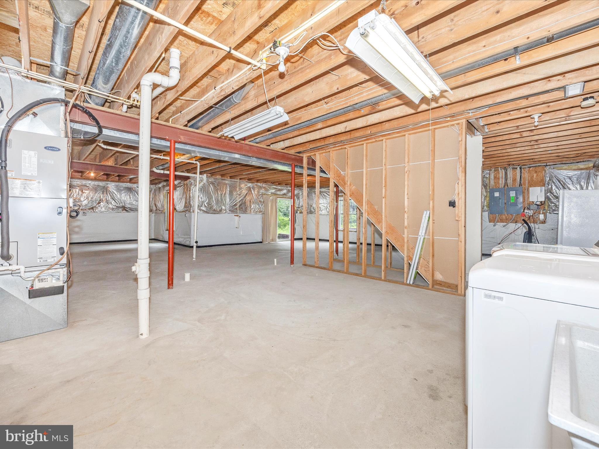 GERMANTOWN ESTATES - Residential Lease