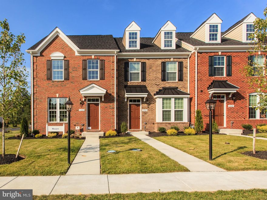 Are you looking for the space of a single family home at a more affordable price? St. Charles offers 3 livable plans with fully finished basements but start in a range that is affordable. St. Charles is an amenity rich, recreational community showcasing hiking, biking, swimming and much more. Images shown are representative only. Purchase Now to receive 5% Closing Cost Assistance.