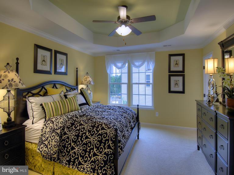 FIELDSIDE AT ST CHARLES - Residential