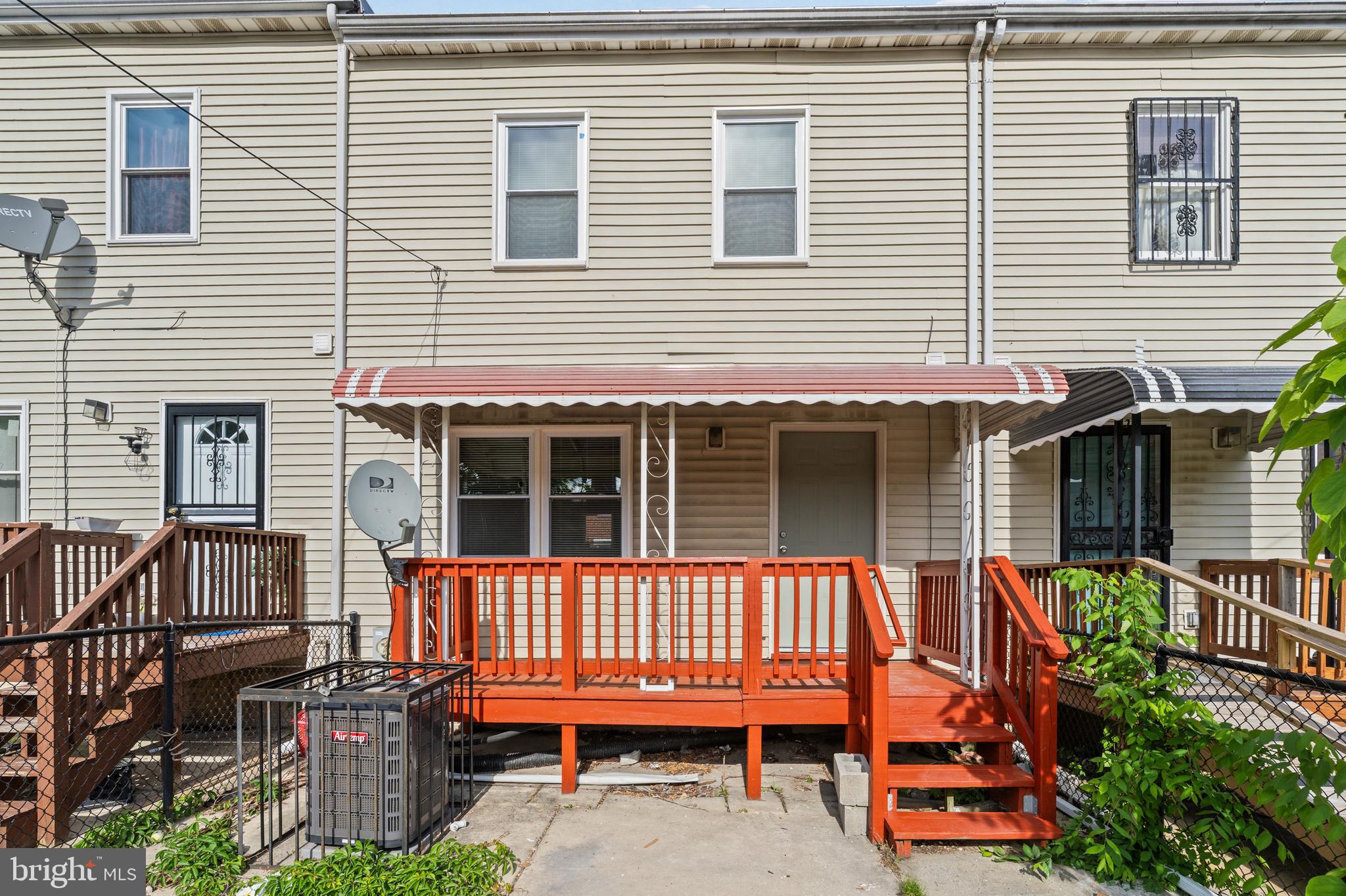 SANDTOWN-WINCHESTER - Residential
