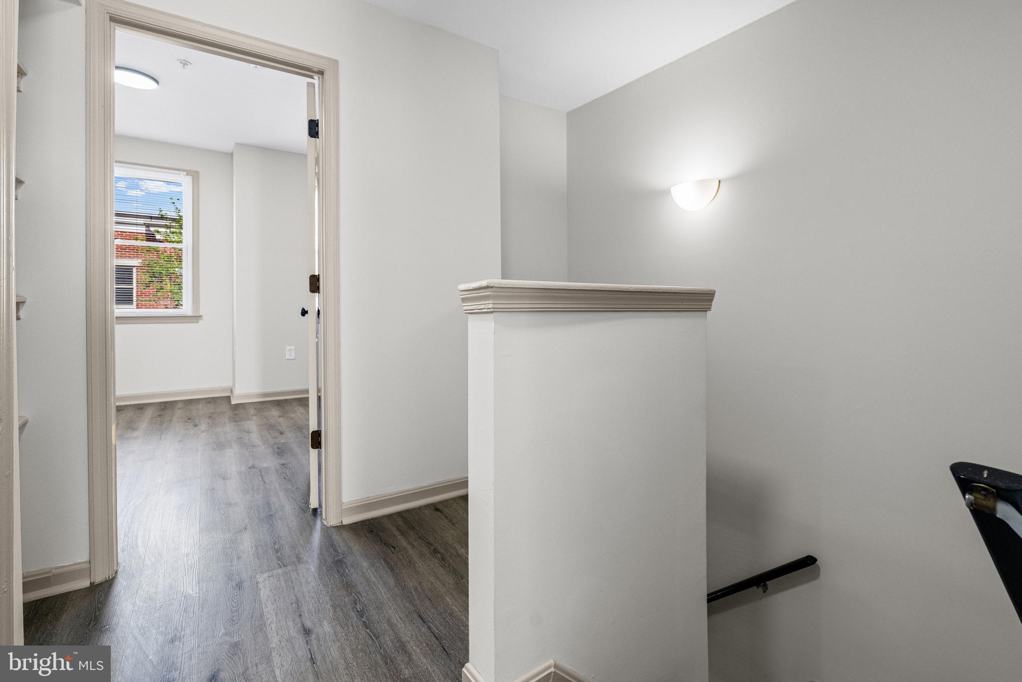 SANDTOWN-WINCHESTER - Residential