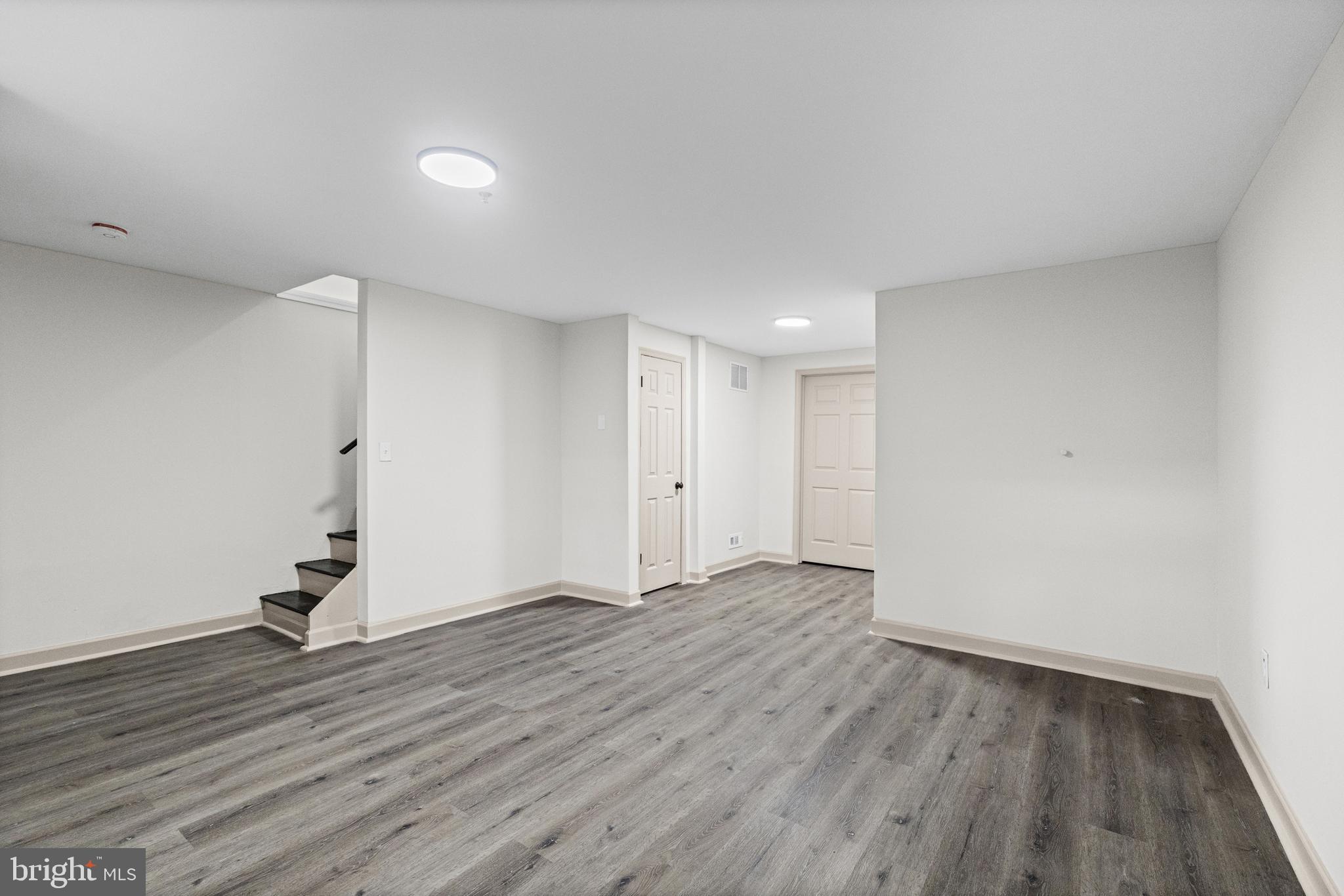 SANDTOWN-WINCHESTER - Residential