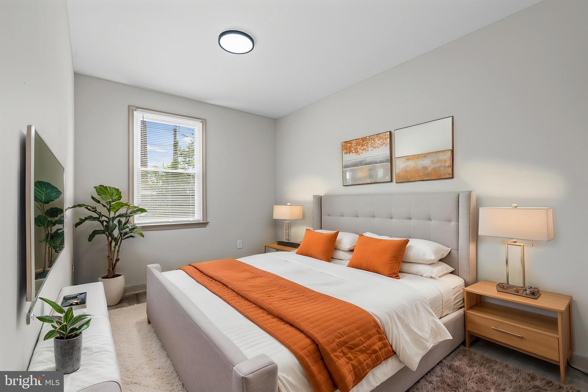 SANDTOWN-WINCHESTER - Residential