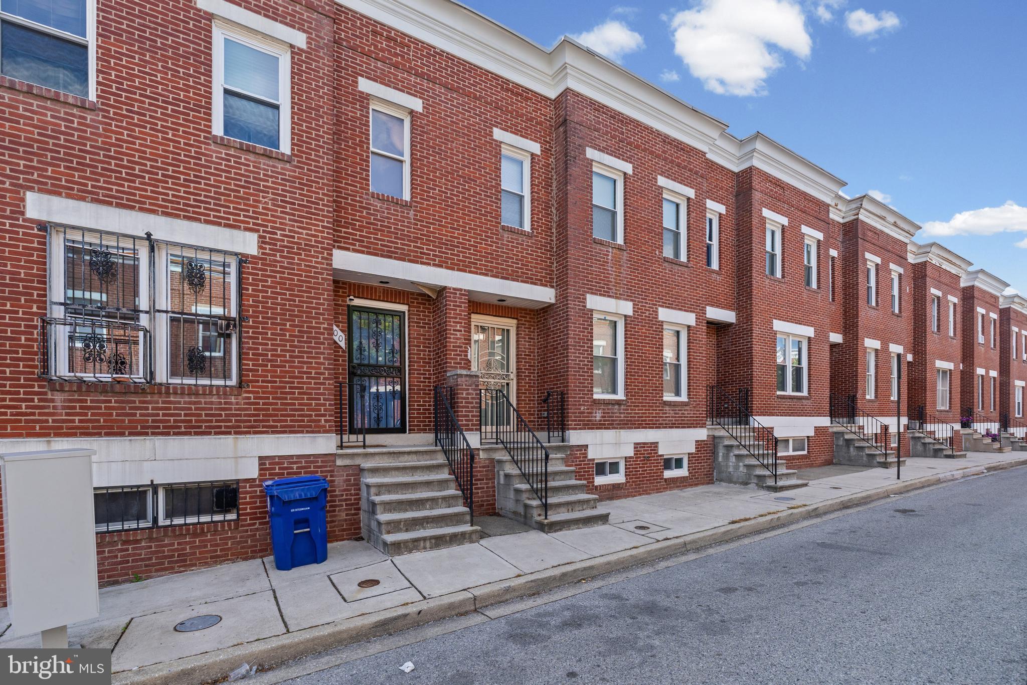 SANDTOWN-WINCHESTER - Residential