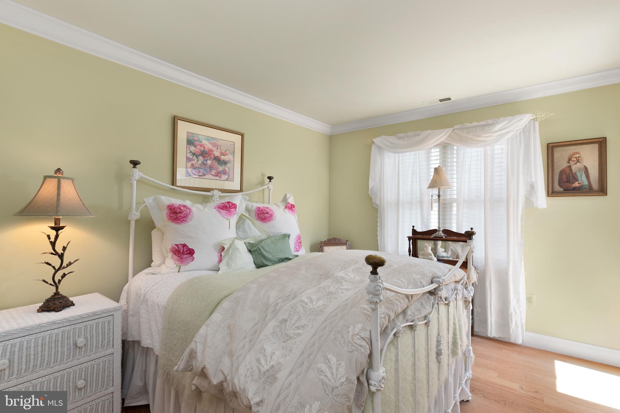 EASTPORT - Residential