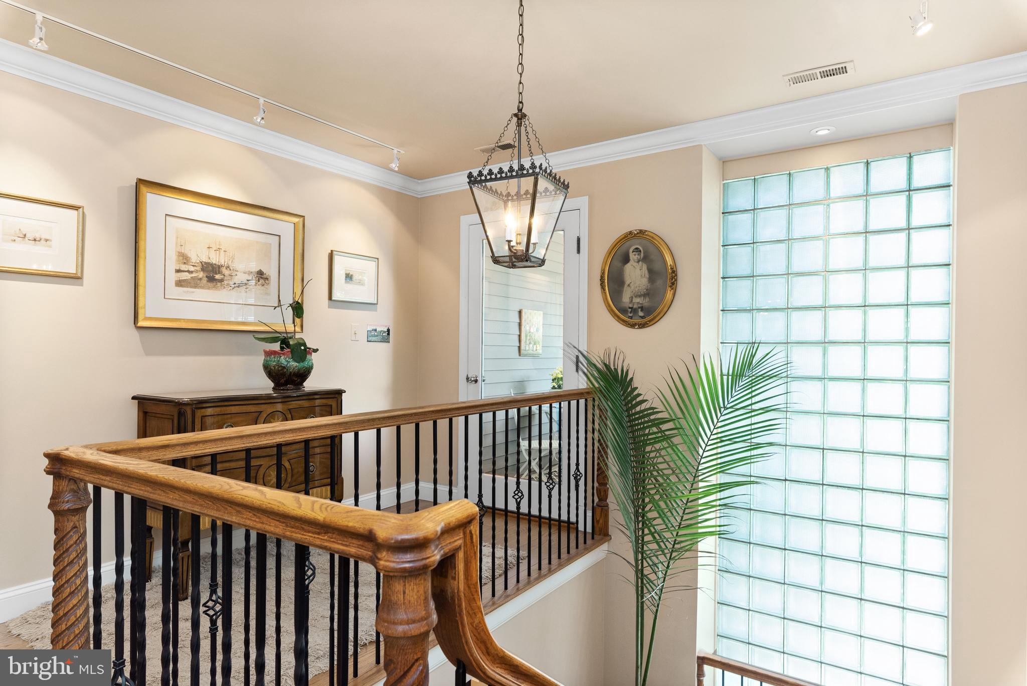 EASTPORT - Residential