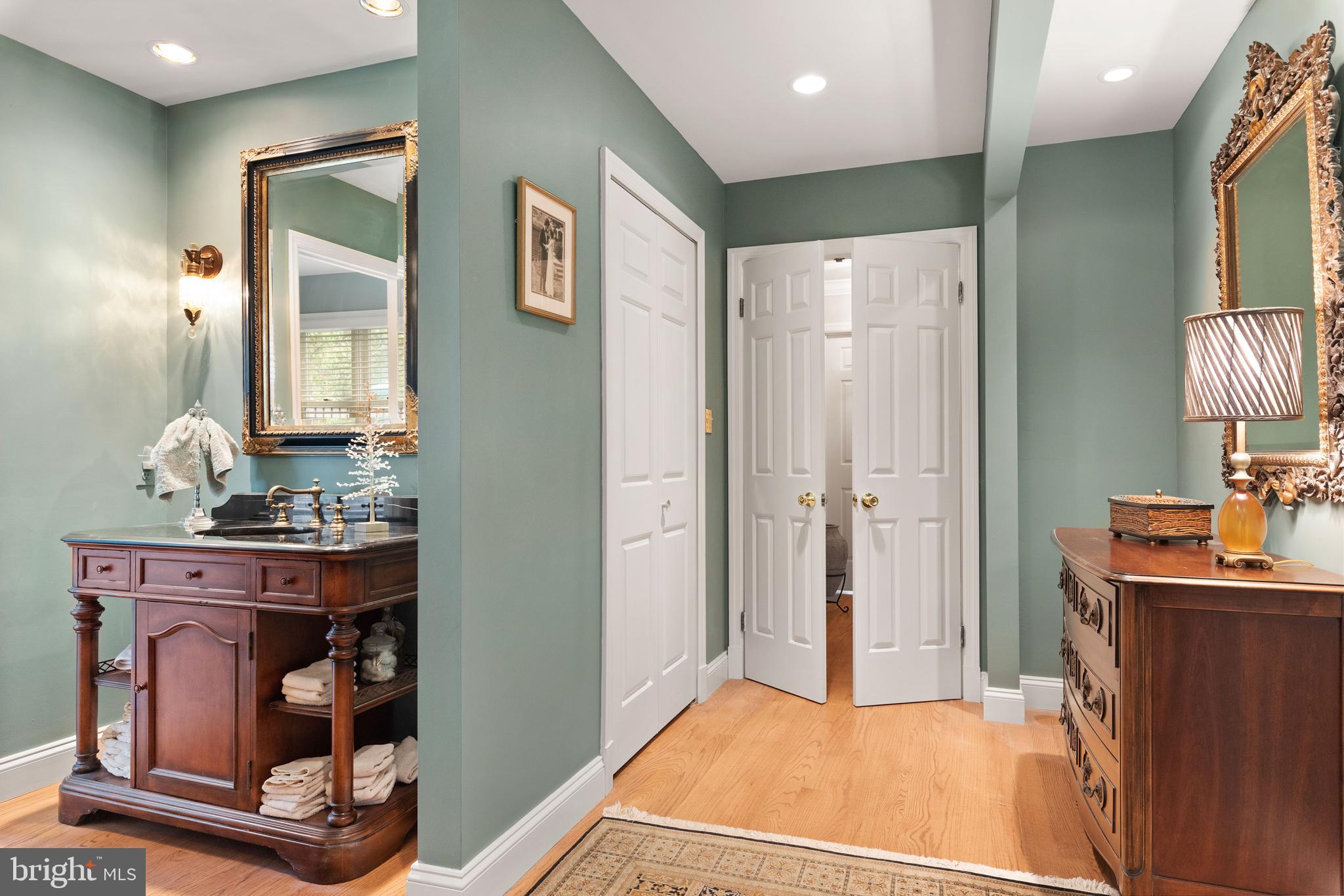 EASTPORT - Residential